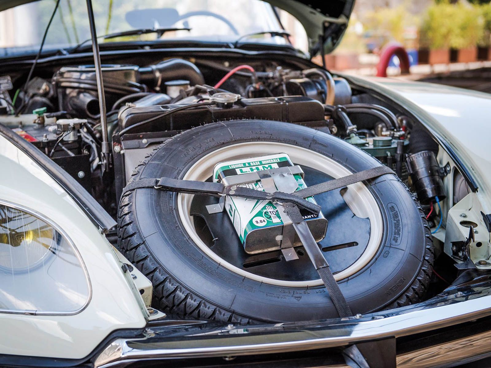 citroen-ds-convertible-19 Imagine Touring France In This Timeless Drop-Top Goddess