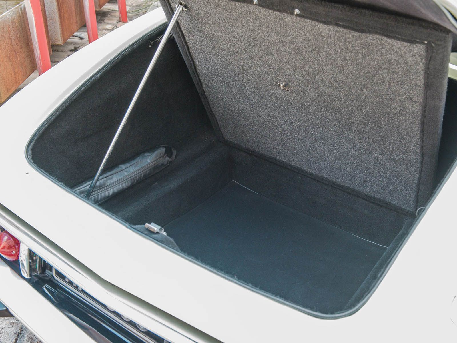 citroen-ds-convertible-20 Imagine Touring France In This Timeless Drop-Top Goddess