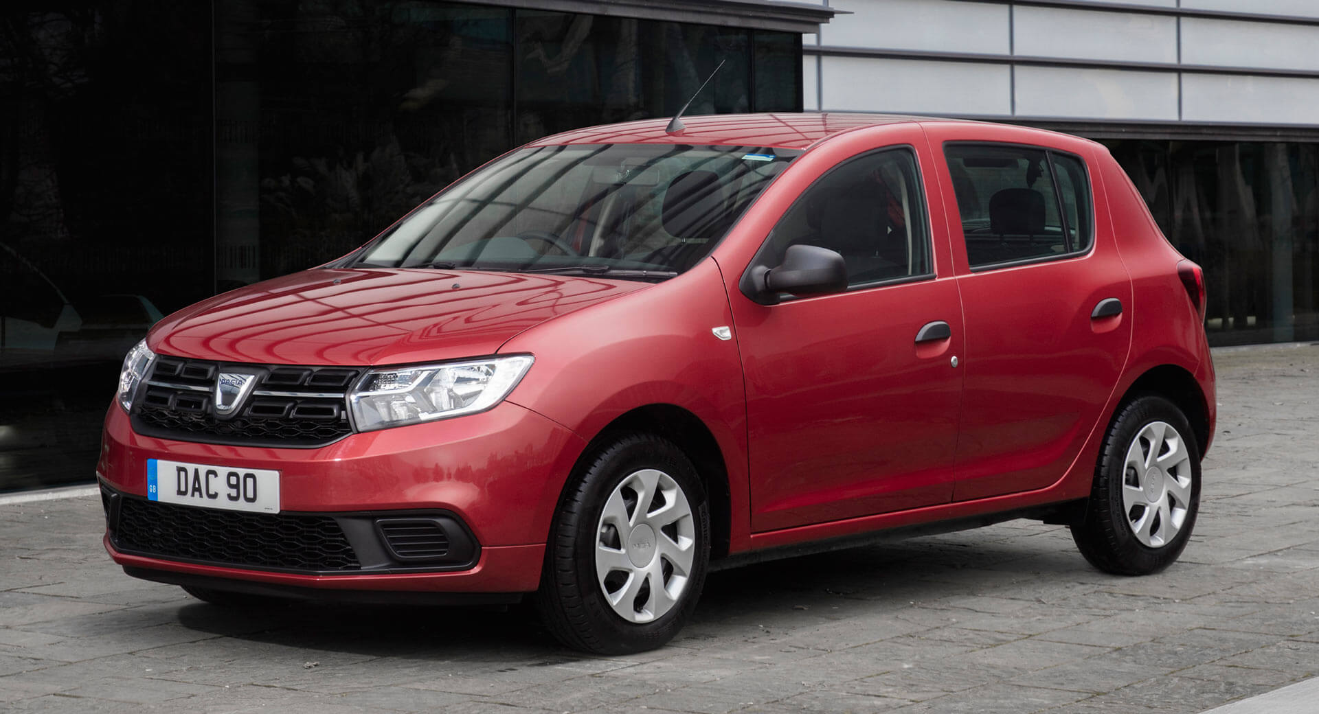 Dacia Sandero Gets 17 Or 1 000 Price Hike In UK Offers No Extra Gear 