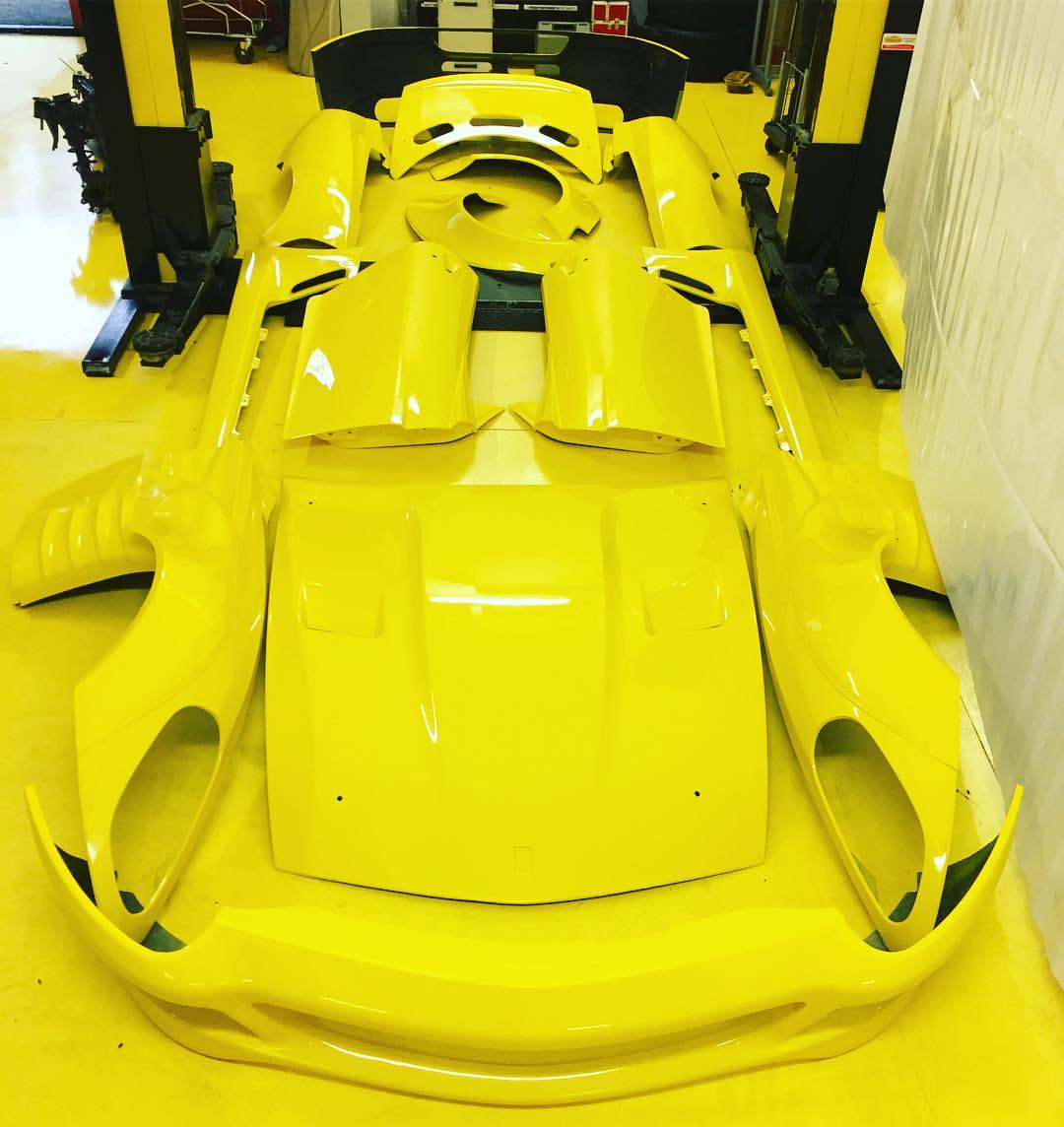 ferrari-599-gtb-formula-drift-federico-sceriffo-2 800 HP Twin-Turbo Ferrari 599 Drift Car Puts Up A Tire-Shredding Show