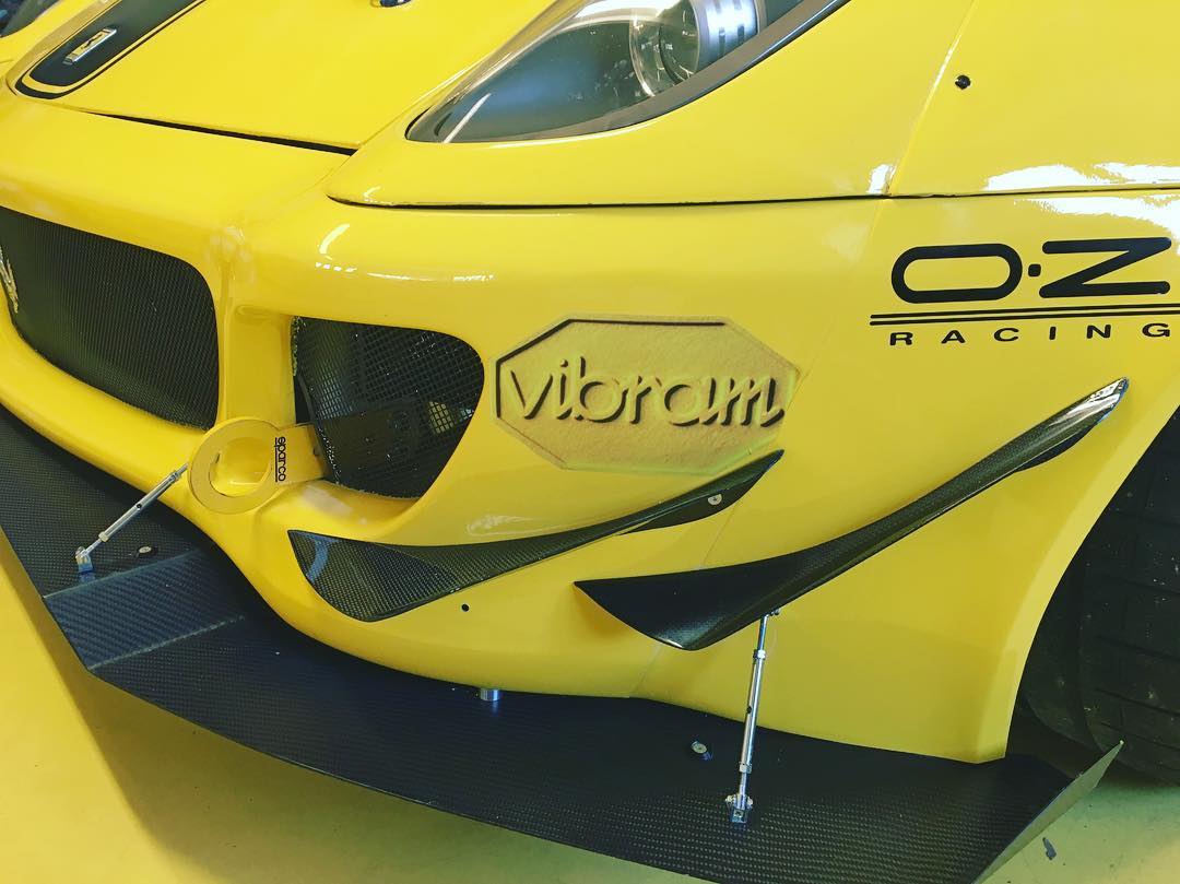 ferrari-599-gtb-formula-drift-federico-sceriffo-25 800 HP Twin-Turbo Ferrari 599 Drift Car Puts Up A Tire-Shredding Show