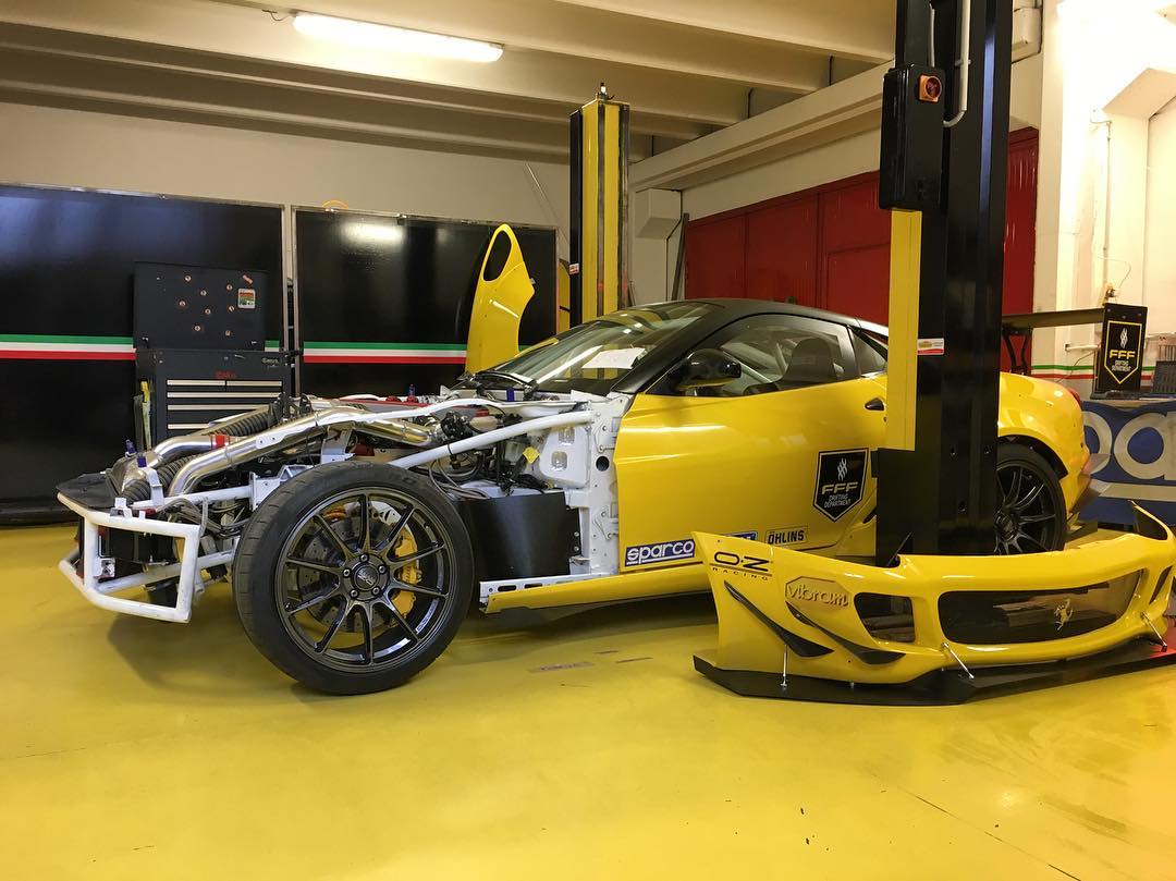 ferrari-599-gtb-formula-drift-federico-sceriffo-32 800 HP Twin-Turbo Ferrari 599 Drift Car Puts Up A Tire-Shredding Show