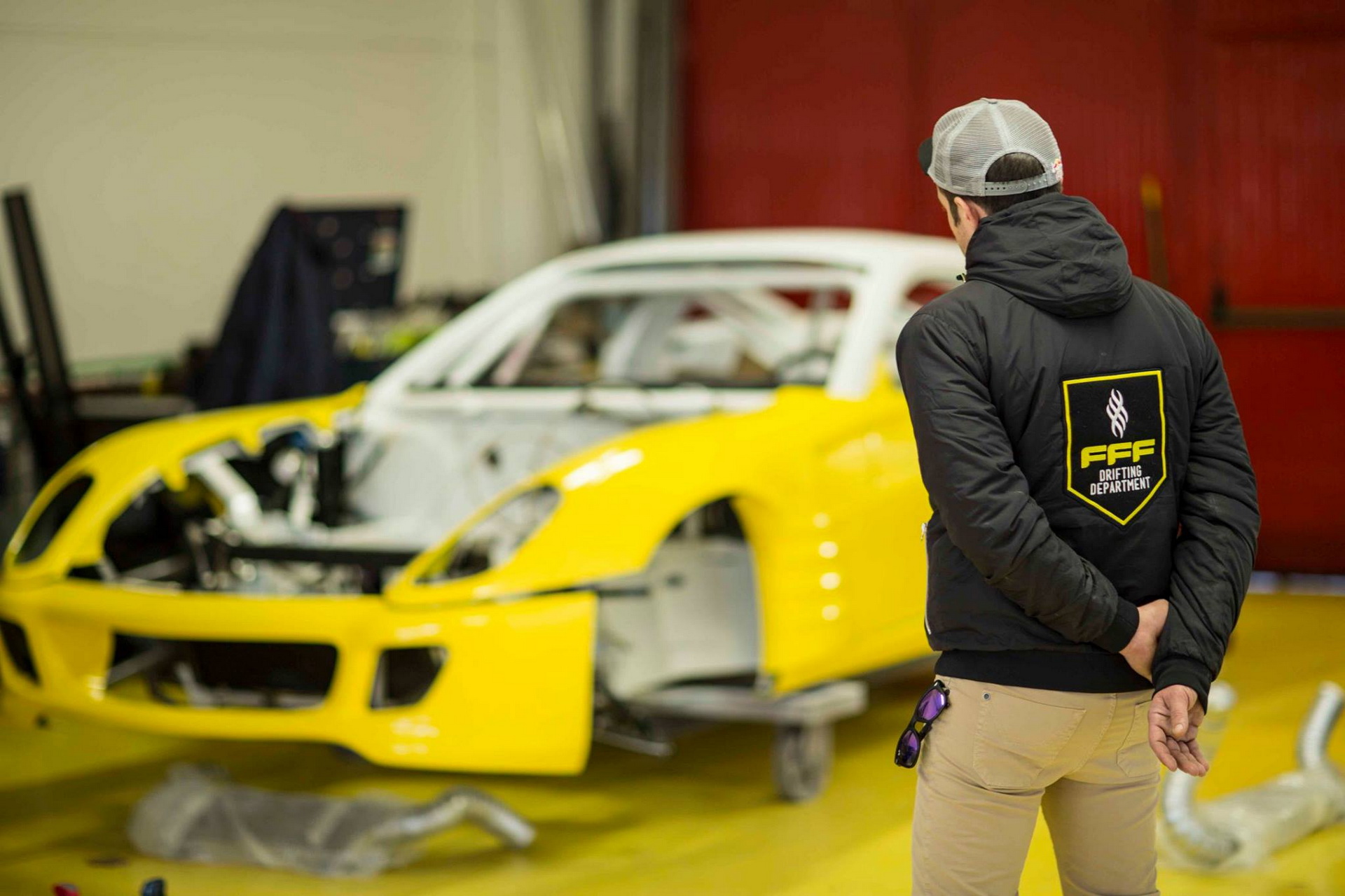 ferrari-599-gtb-formula-drift-federico-sceriffo-43 800 HP Twin-Turbo Ferrari 599 Drift Car Puts Up A Tire-Shredding Show