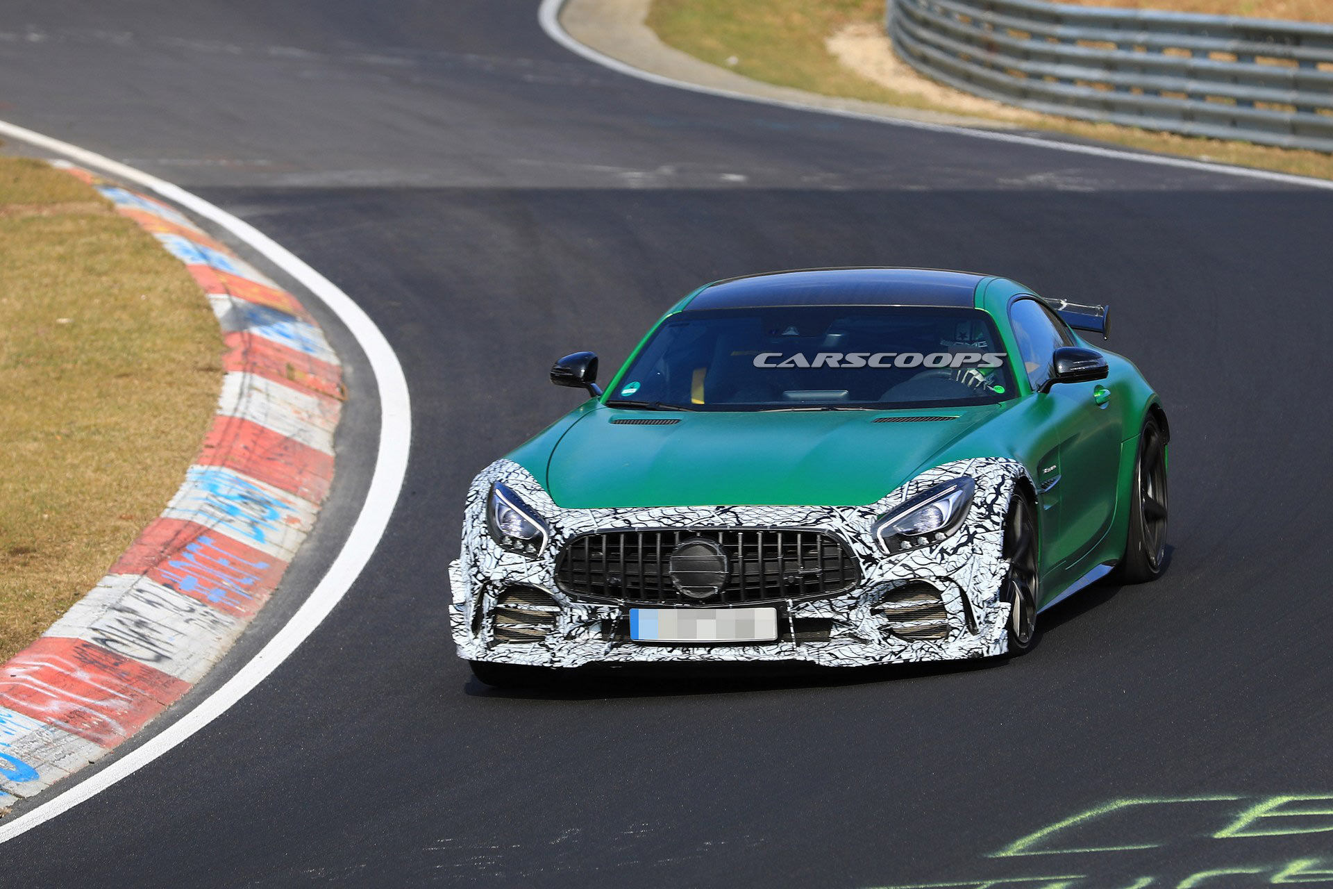 hardcore-mercedes-amg-gt-r-prototype-4 Track-Focused Mercedes-AMG GT R ‘Something’ Confirmed By Tobias Moers