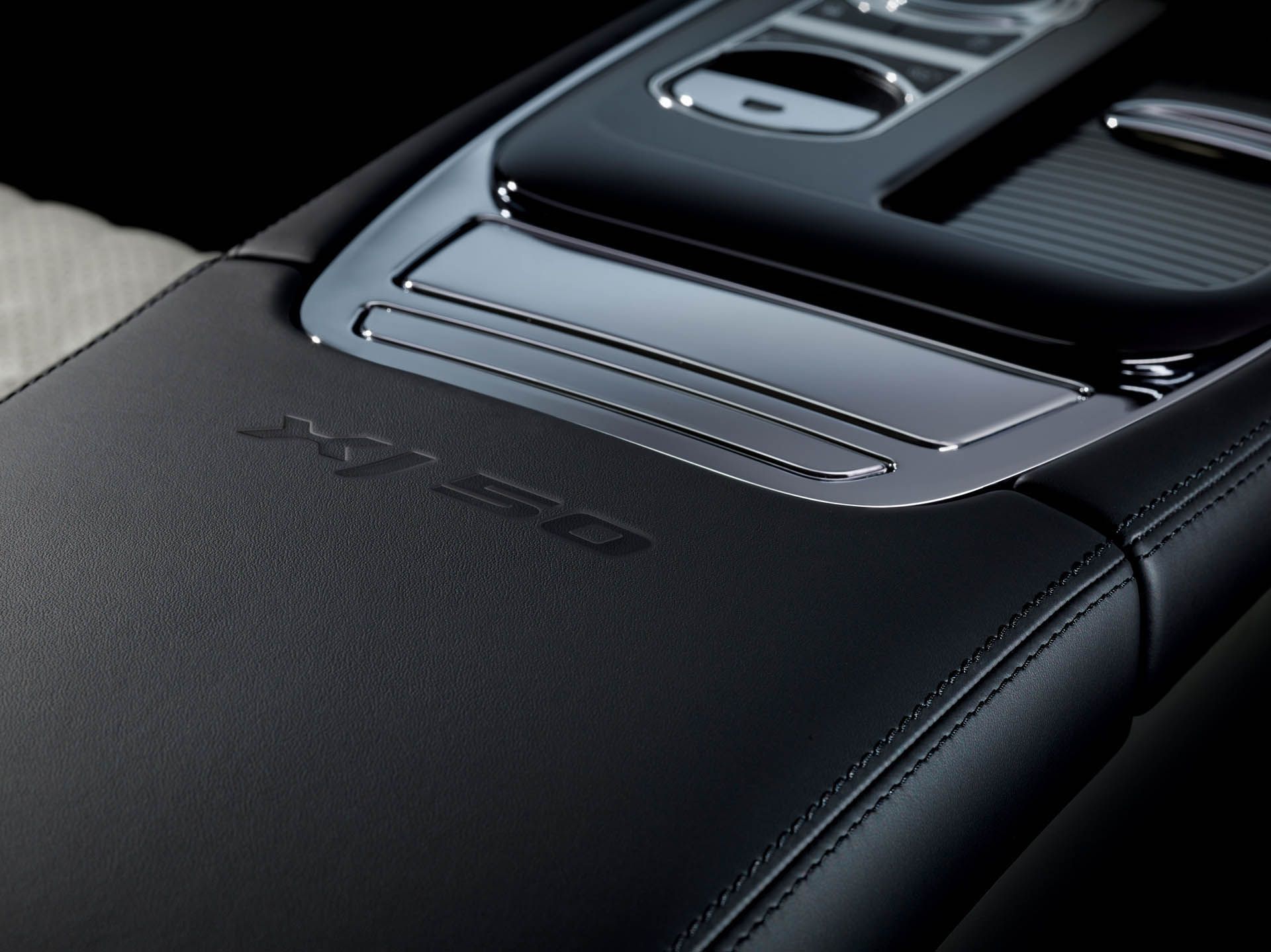 jaguar-xj50-11 Jaguar XJ50 Celebrates Half A Century Of The Flagship Sedan