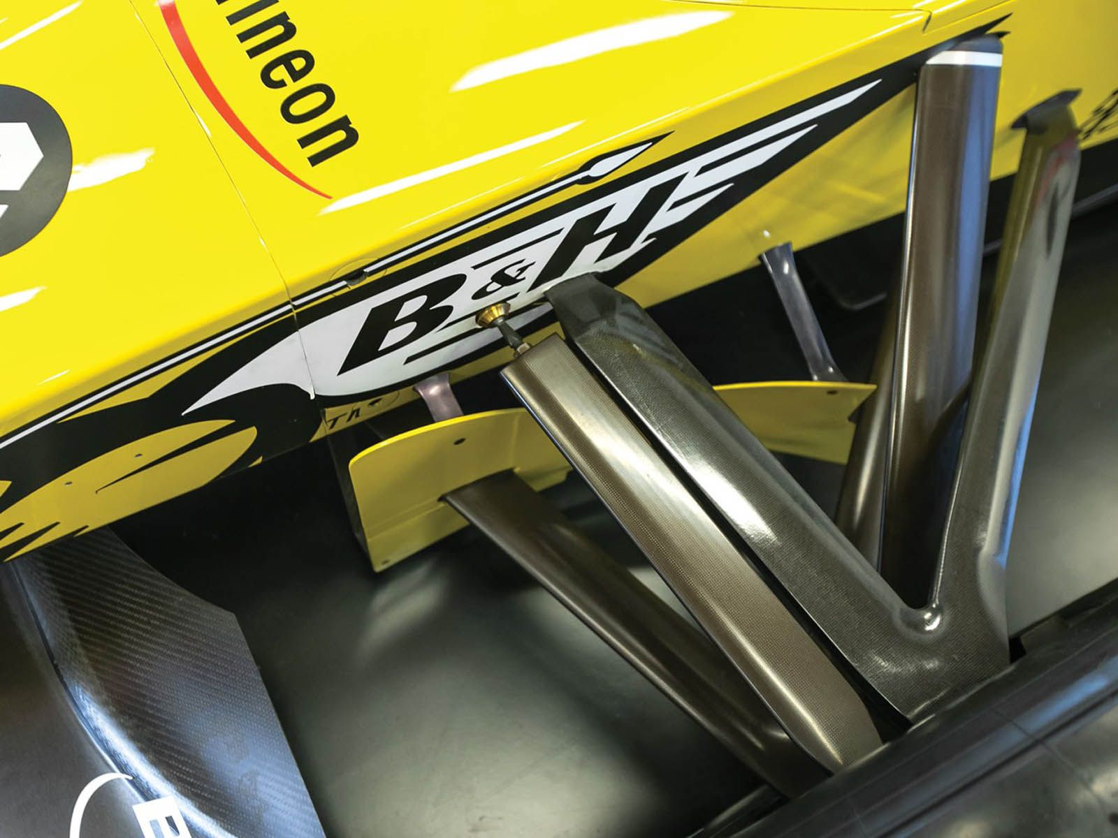 jordan-199-14 Can’t Afford Senna’s McLaren? Try This 1999 Jordan F1 Instead