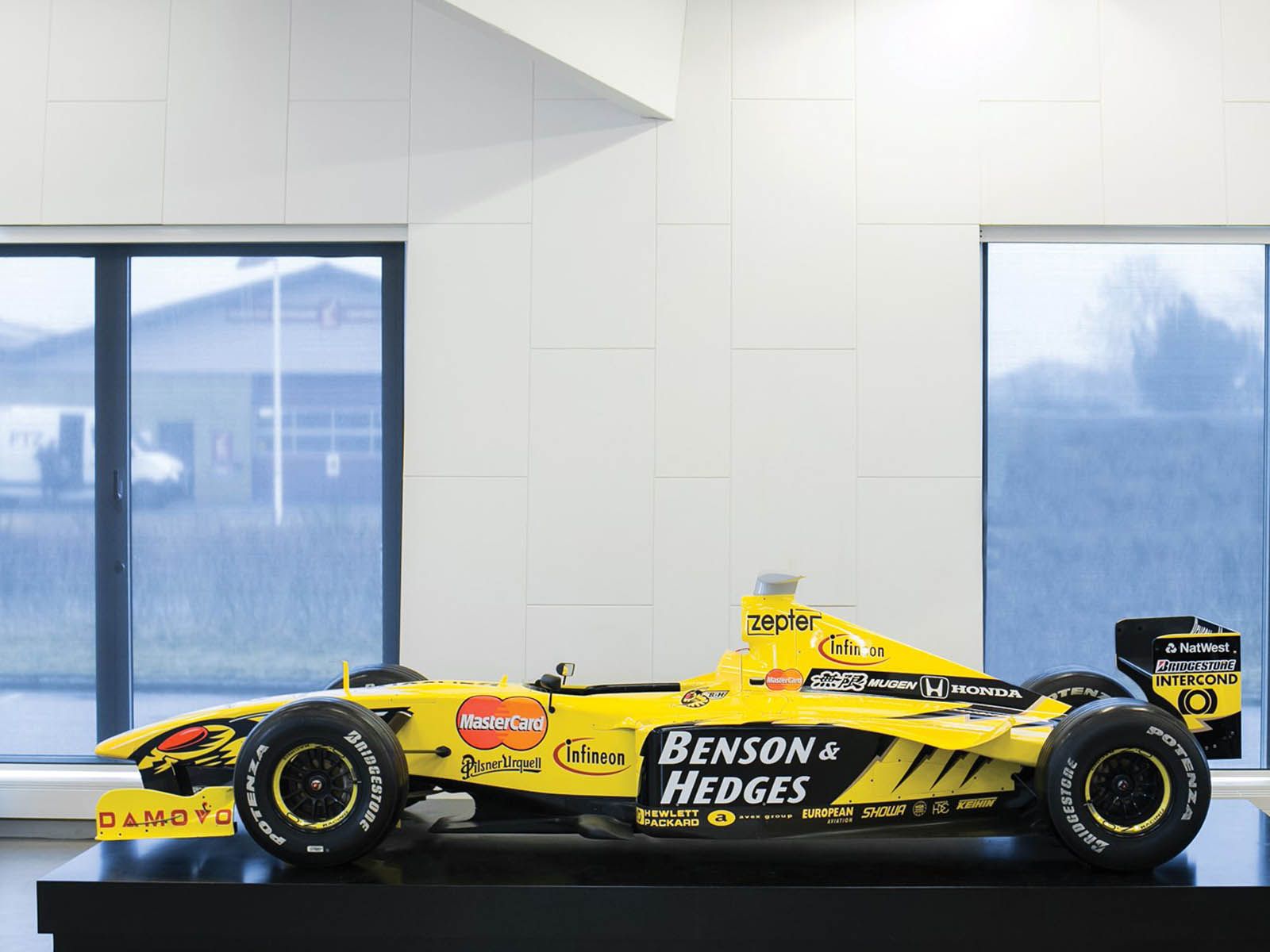 jordan-199-30 Can’t Afford Senna’s McLaren? Try This 1999 Jordan F1 Instead