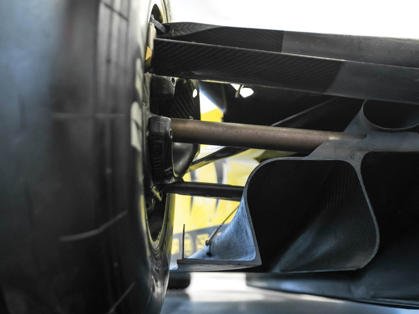 jordan-199-33 Can’t Afford Senna’s McLaren? Try This 1999 Jordan F1 Instead