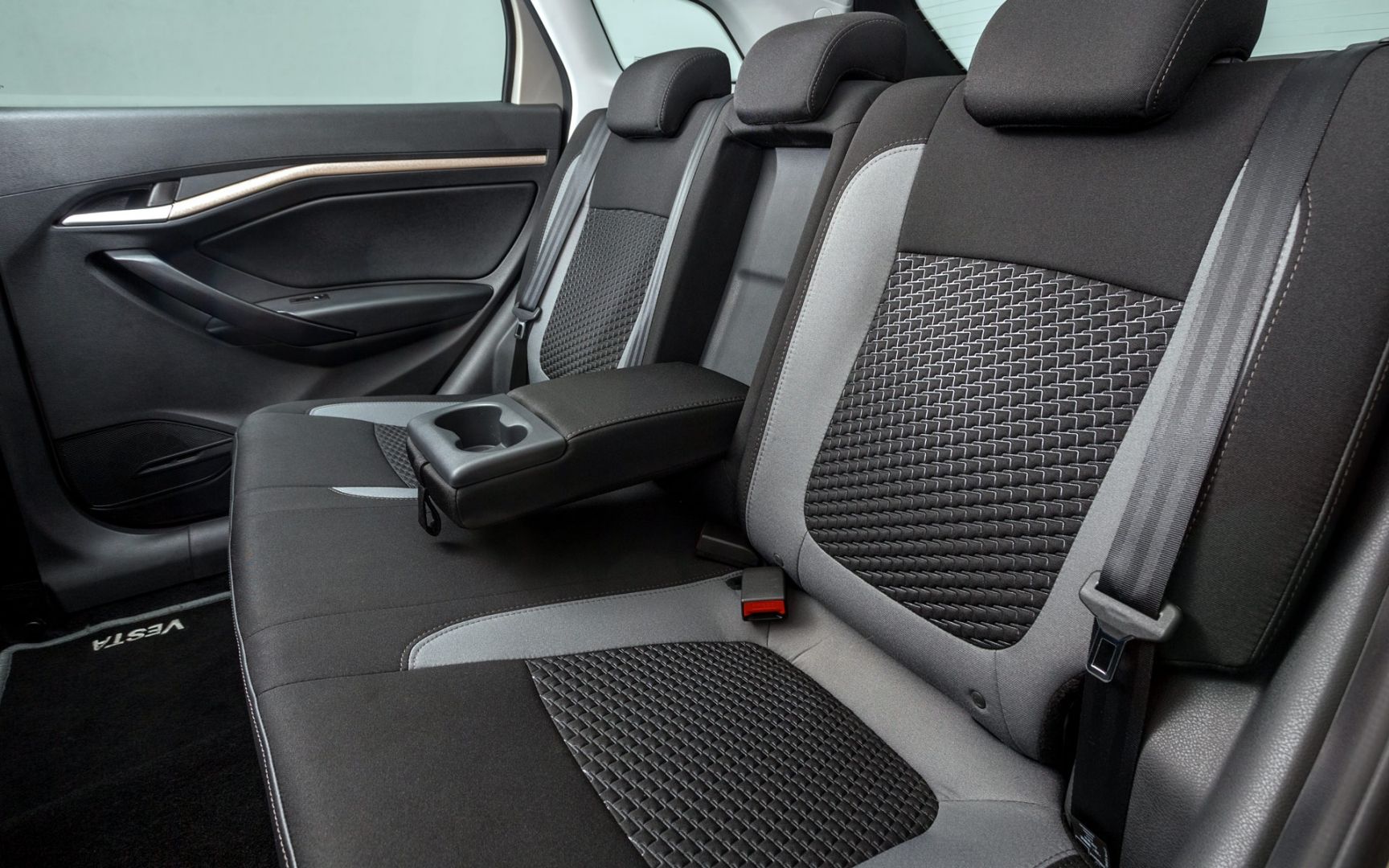 lada-vesta-sw-13 Russia’s Lada Vesta SW And Vesta SW Cross Arrive In Europe, Pricing Starts At €11,990