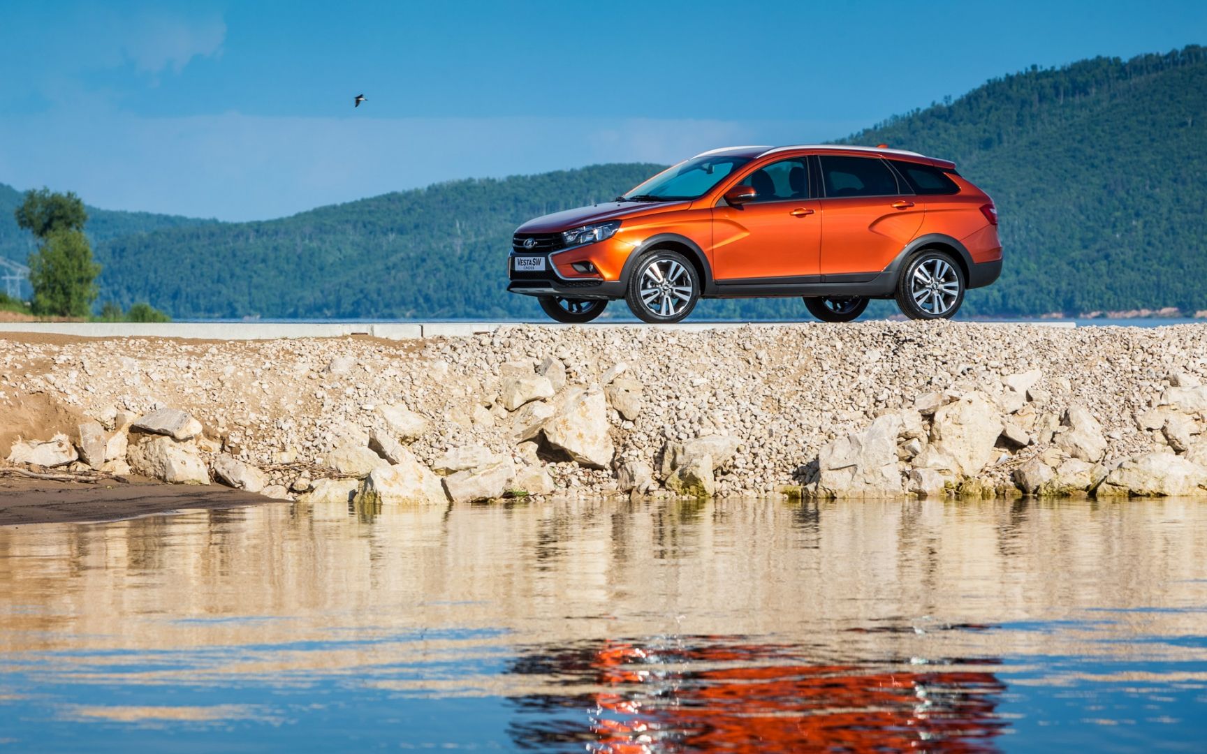 lada-vesta-sw-cross-7 Russia’s Lada Vesta SW And Vesta SW Cross Arrive In Europe, Pricing Starts At €11,990