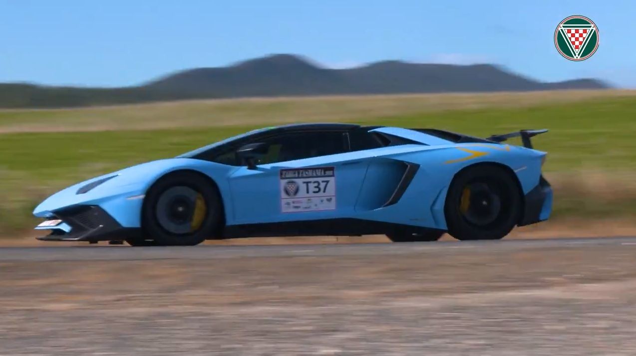lamborghini-aventador-sv-2018-targa-tasmania-rally-crash-2 Lamborghini Aventador SV Goes Off-Road At Targa Tasmania Rally