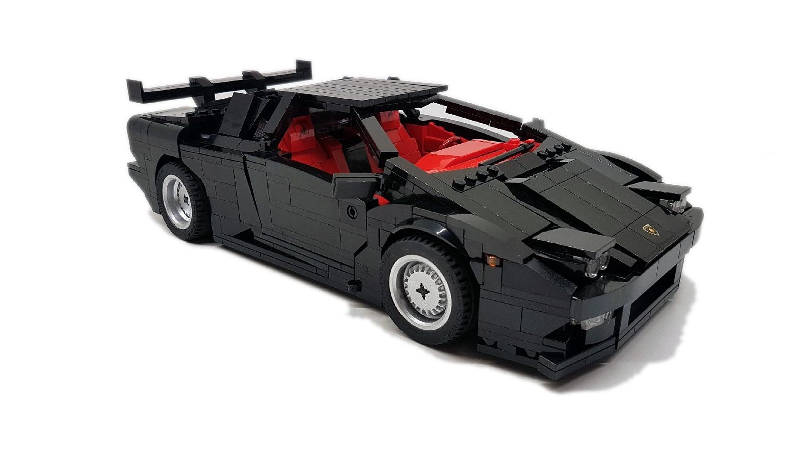 lamborghini-diablo-lego-10 This Is One Lamborghini Diablo Everyone Will Be Able To Purchase