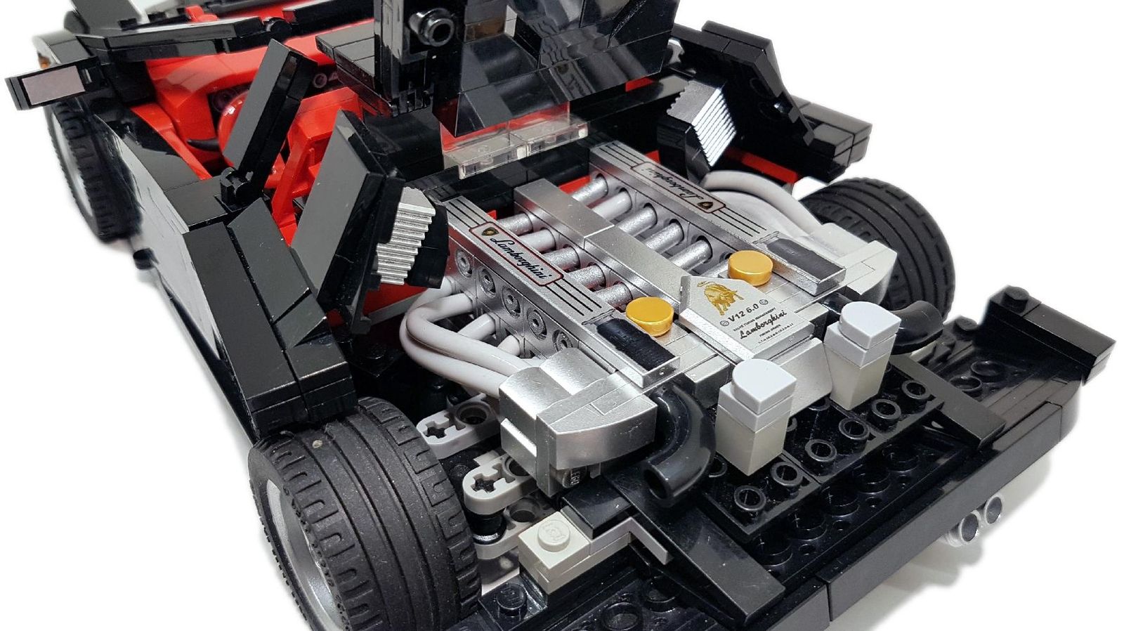 lamborghini-diablo-lego-18 This Is One Lamborghini Diablo Everyone Will Be Able To Purchase