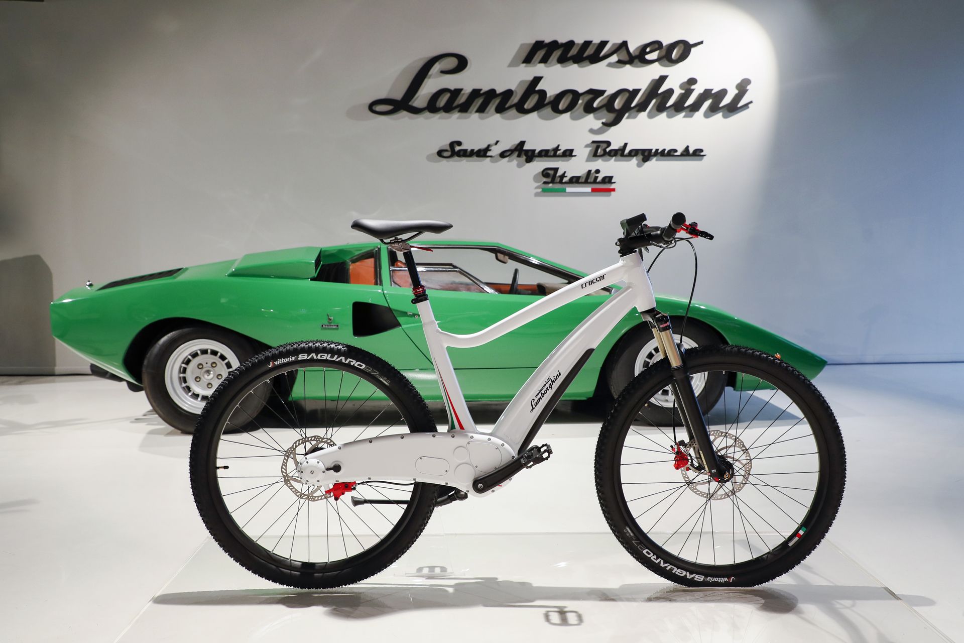 lamborghini-ebike-01 Apparently Lamborghini’s Doing Electric Bicycles Now