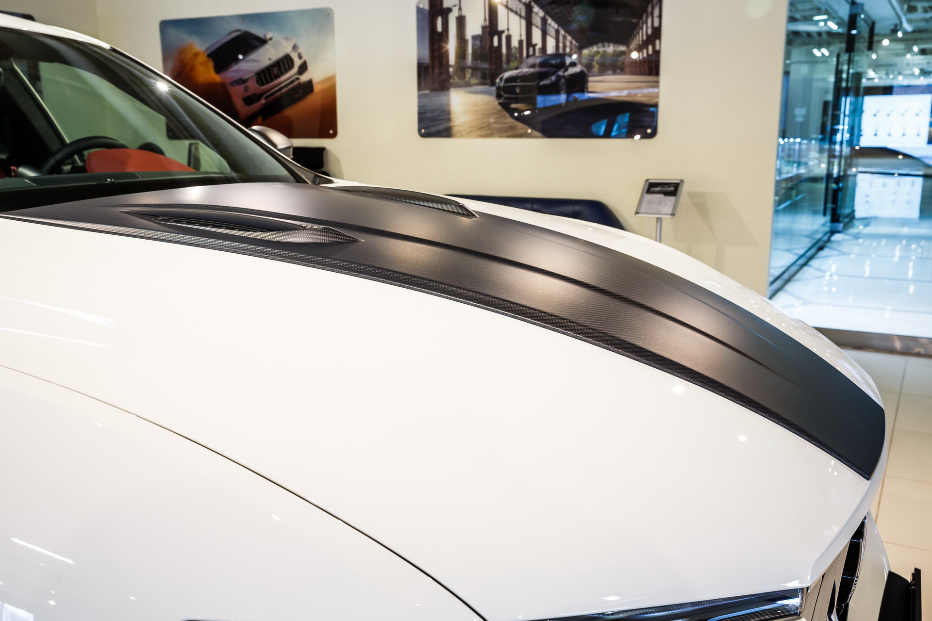 larte-maserati-levante-shtorm-carbon-18 Larte Design Shows Off Its Shtorm Kit On A White Maserati Levante