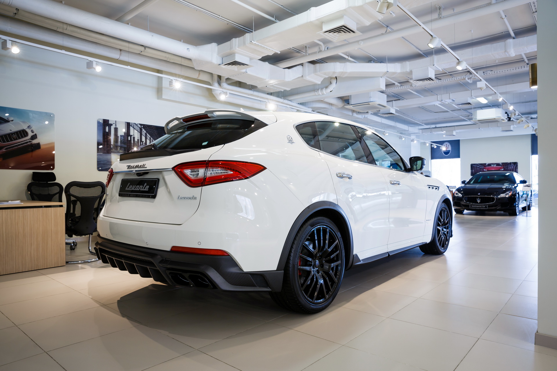 larte-maserati-levante-shtorm-carbon-48 Larte Design Shows Off Its Shtorm Kit On A White Maserati Levante
