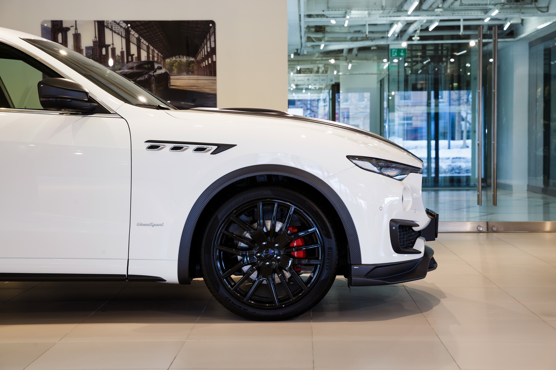 larte-maserati-levante-shtorm-carbon-49 Larte Design Shows Off Its Shtorm Kit On A White Maserati Levante