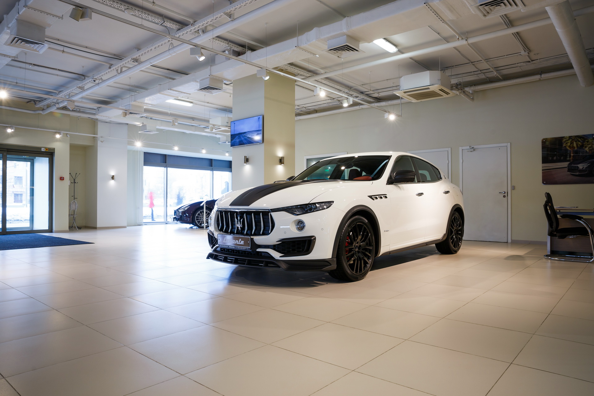 larte-maserati-levante-shtorm-carbon-53 Larte Design Shows Off Its Shtorm Kit On A White Maserati Levante