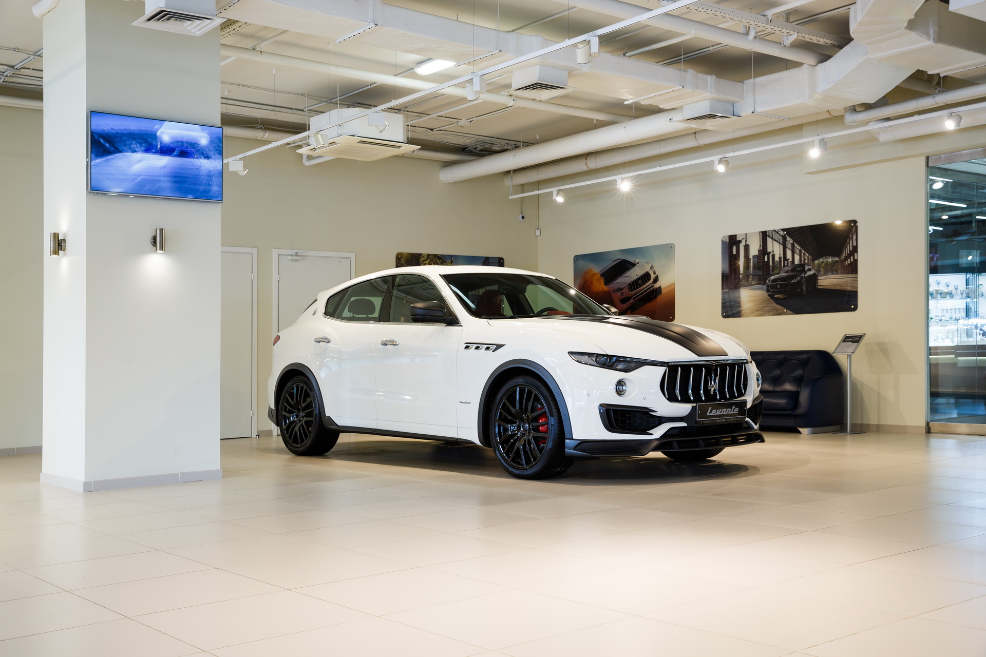 larte-maserati-levante-shtorm-carbon-55 Larte Design Shows Off Its Shtorm Kit On A White Maserati Levante
