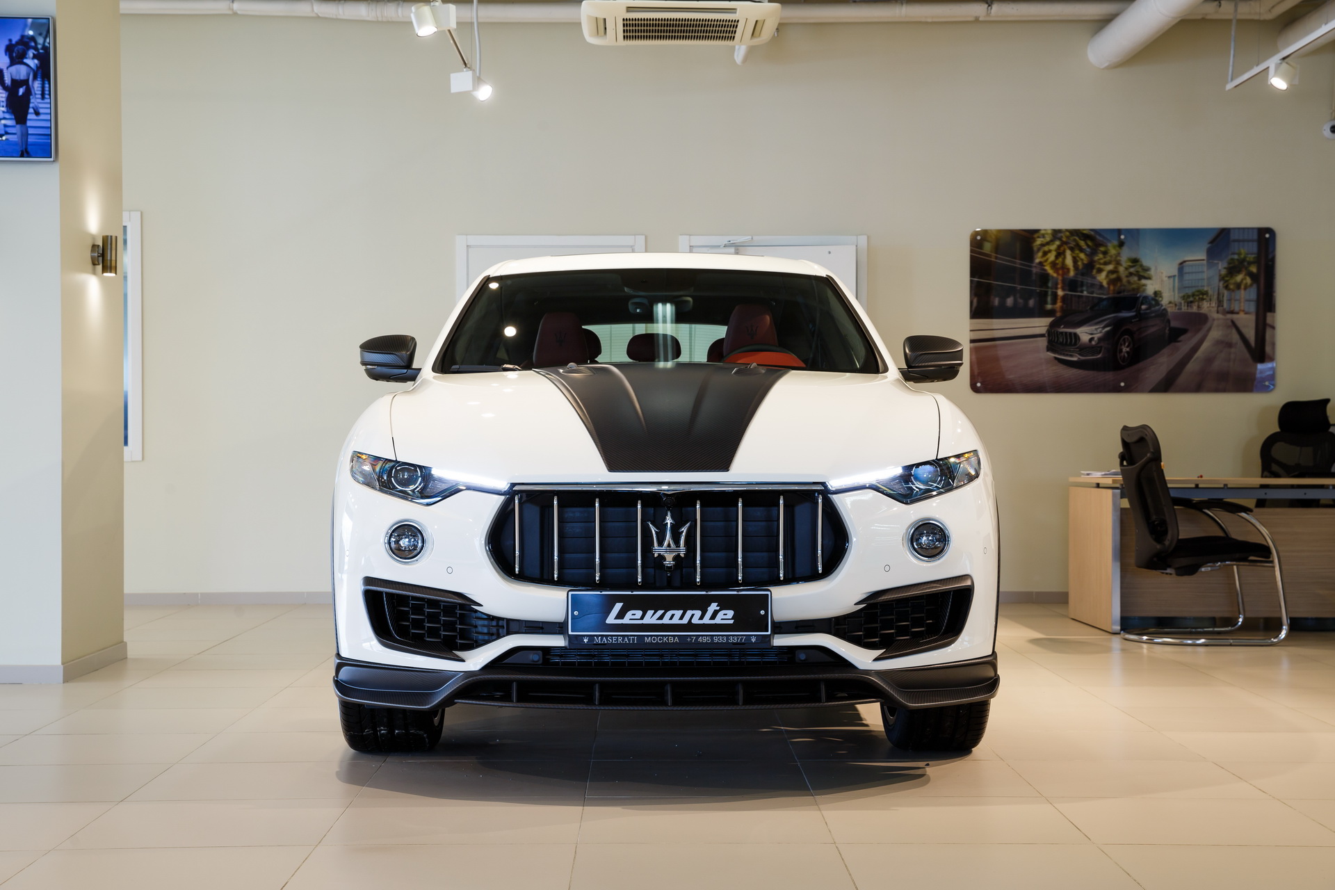 larte-maserati-levante-shtorm-carbon-6 Larte Design Shows Off Its Shtorm Kit On A White Maserati Levante