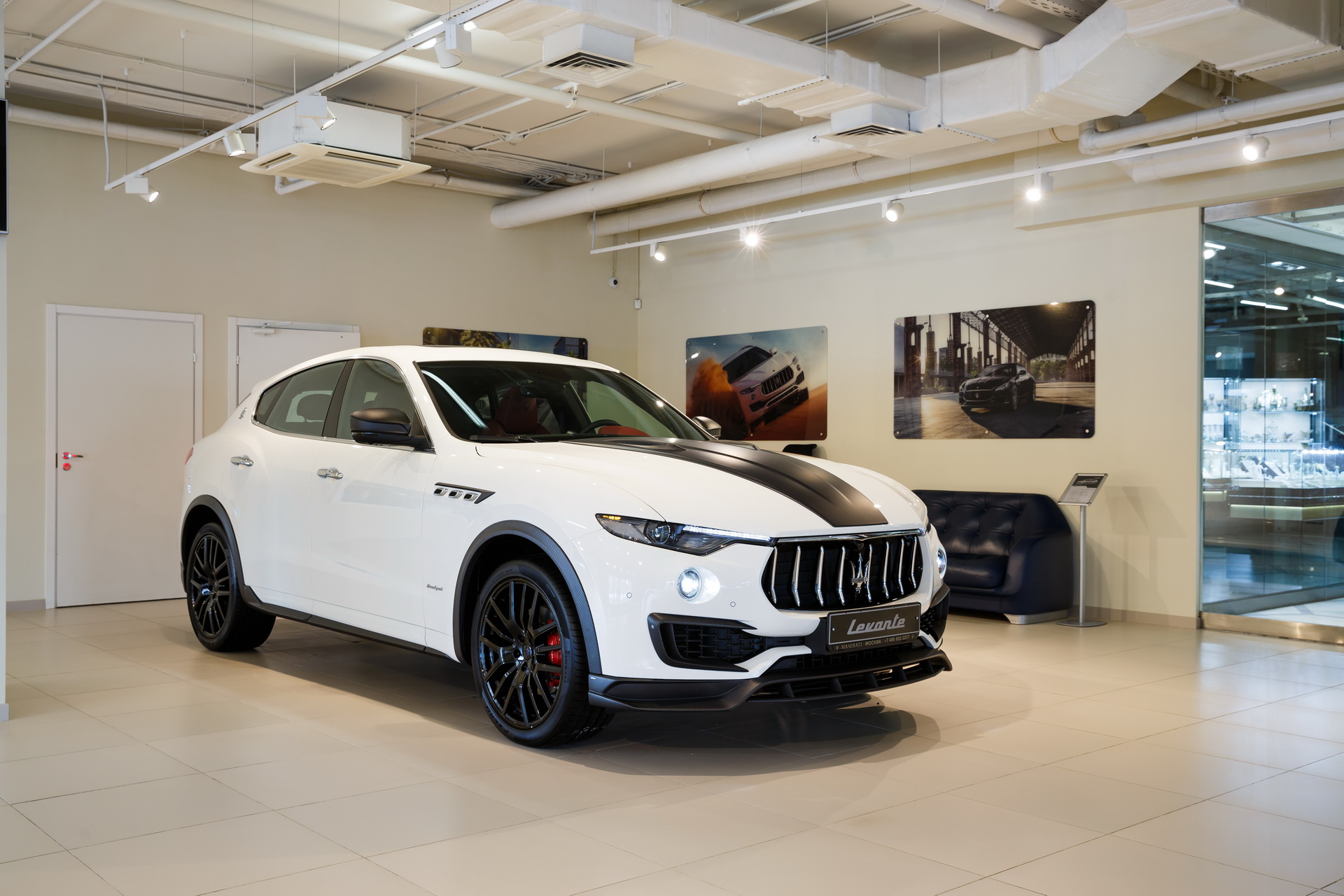 larte-maserati-levante-shtorm-carbon-9 Larte Design Shows Off Its Shtorm Kit On A White Maserati Levante