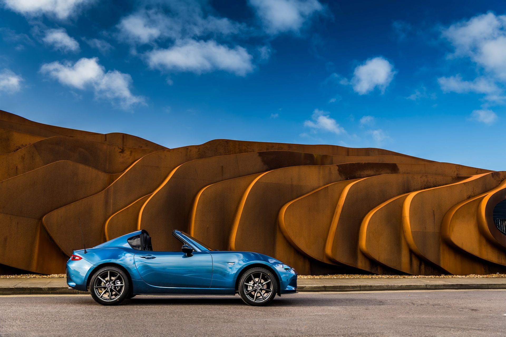 mazda-mx5-rf-sport-black-uk-pricing-specs-8 Mazda MX-5 RF Sport Black On Sale In UK Next Month, Costs £25,695