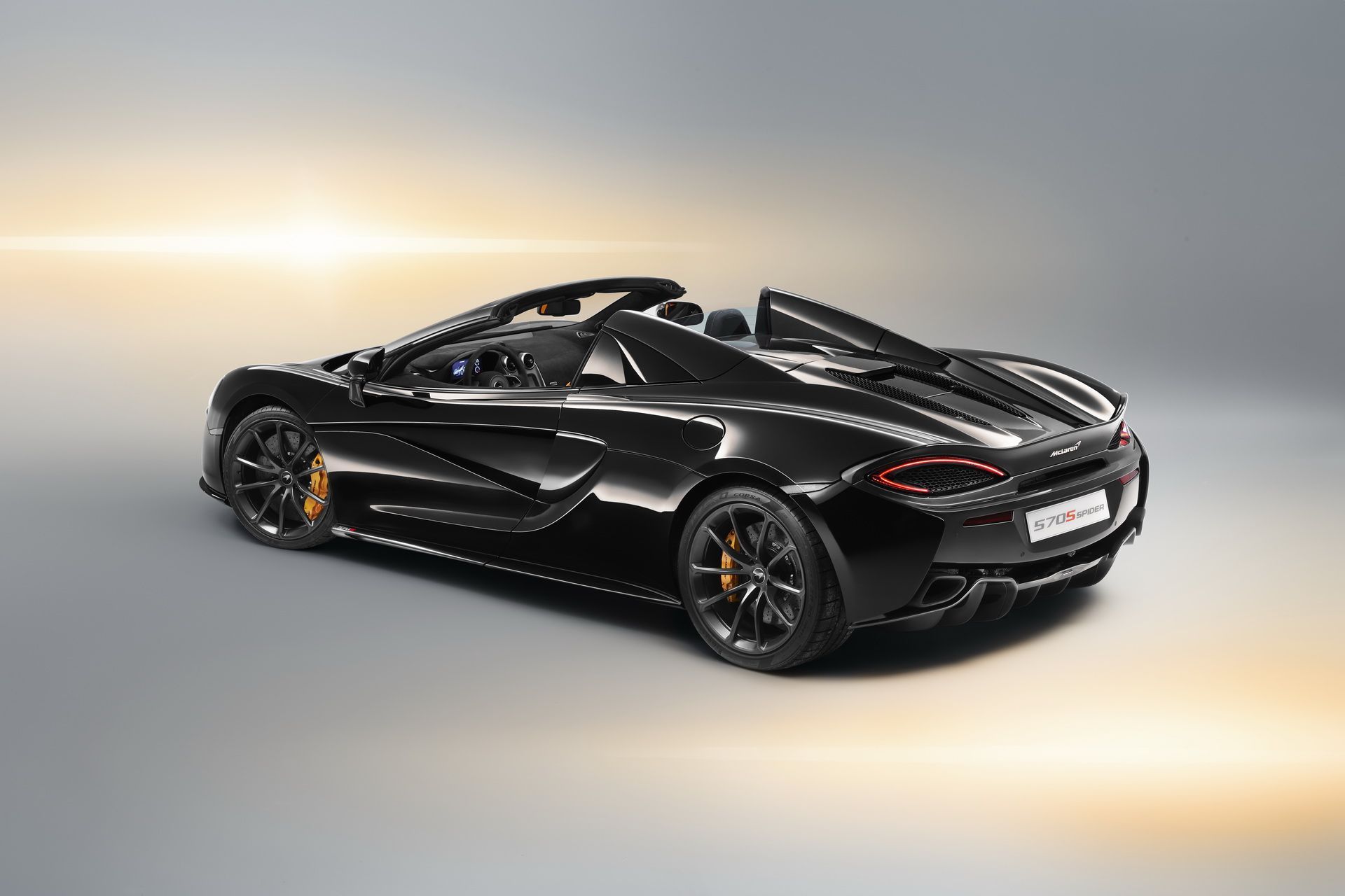 mclaren-570s-spider-design-edition-us-prices-2 U.S. Buyers Can Now Order McLaren’s 570S Spider Design Edition Specs
