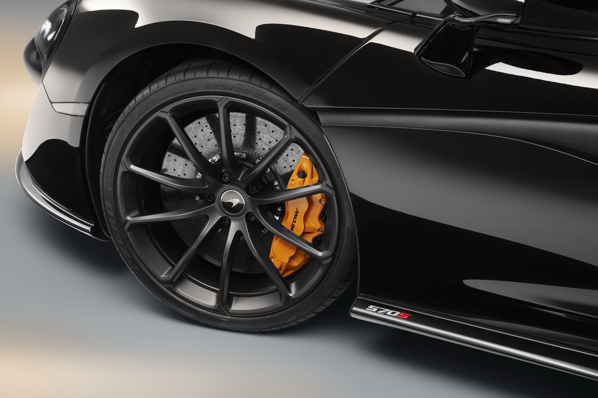 mclaren-570s-spider-design-edition-us-prices-6 U.S. Buyers Can Now Order McLaren’s 570S Spider Design Edition Specs