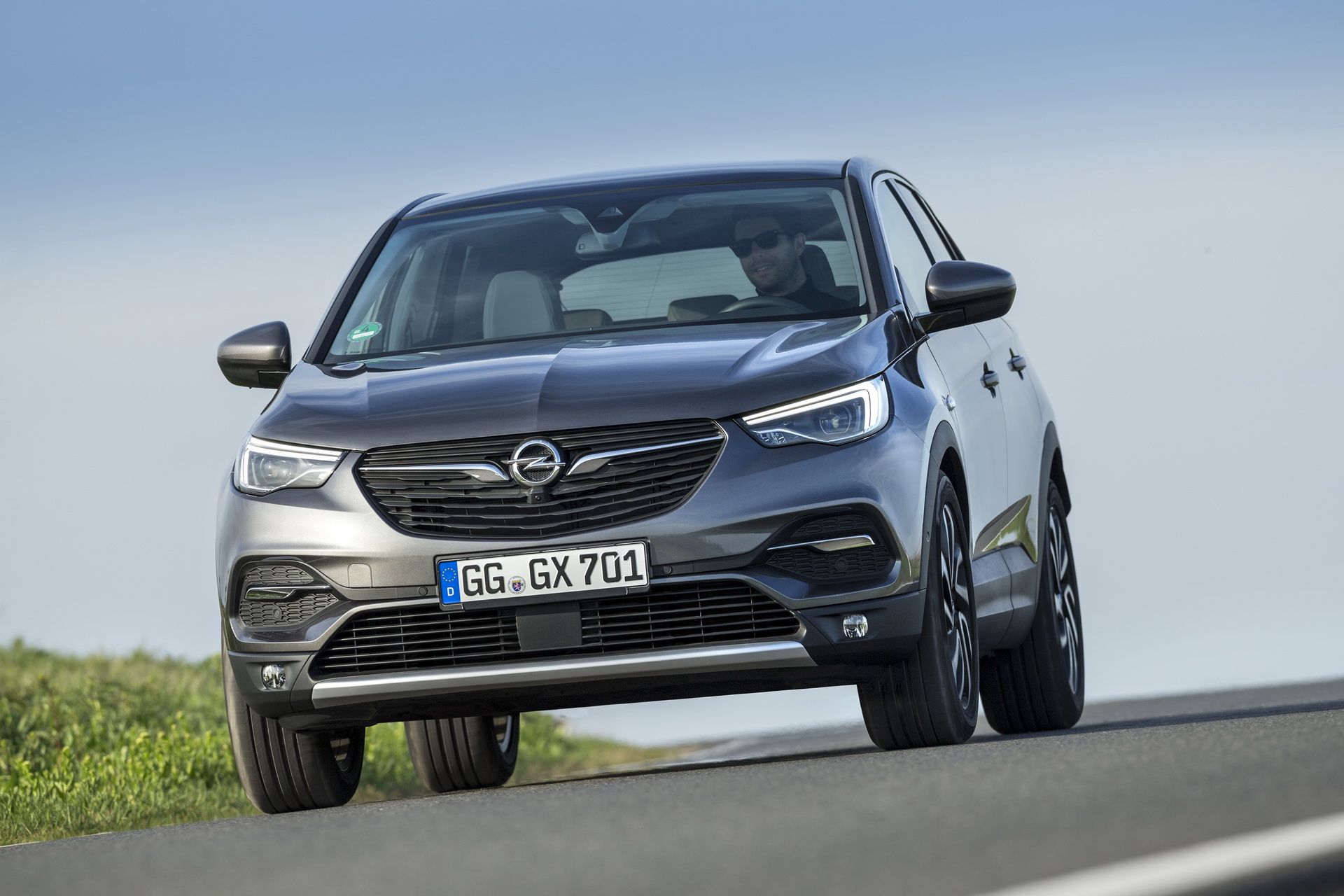 opel-grandland-x-diesel-2 Opel Grandland X Gains New PSA Diesel Engine, PHEV Option From 2020