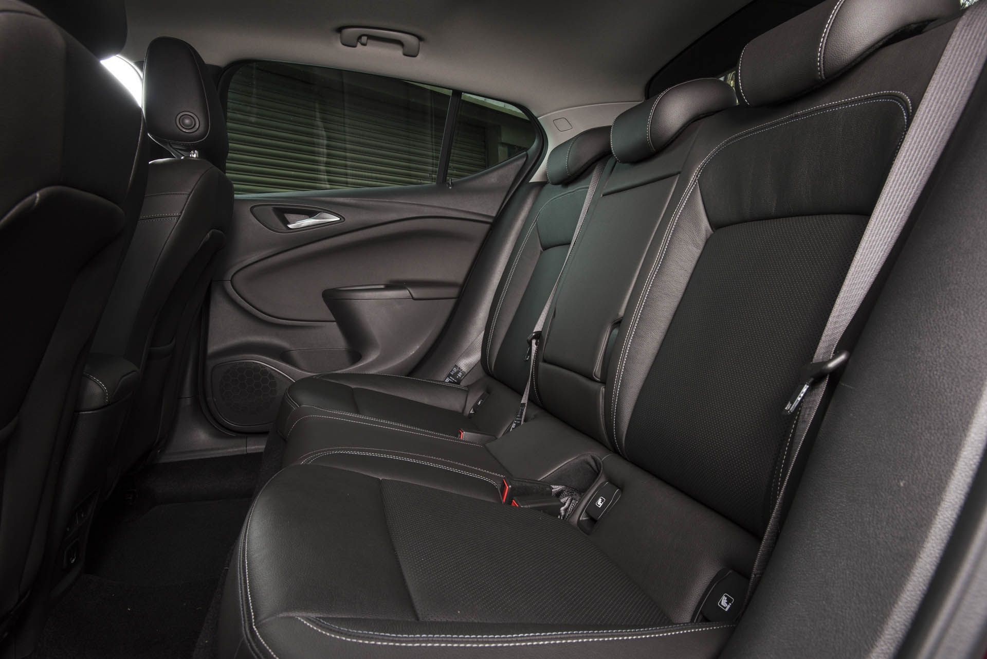 opel-ultimate-21 Vauxhall Spruces Up Astra And Grandland X With New Ultimate Trim