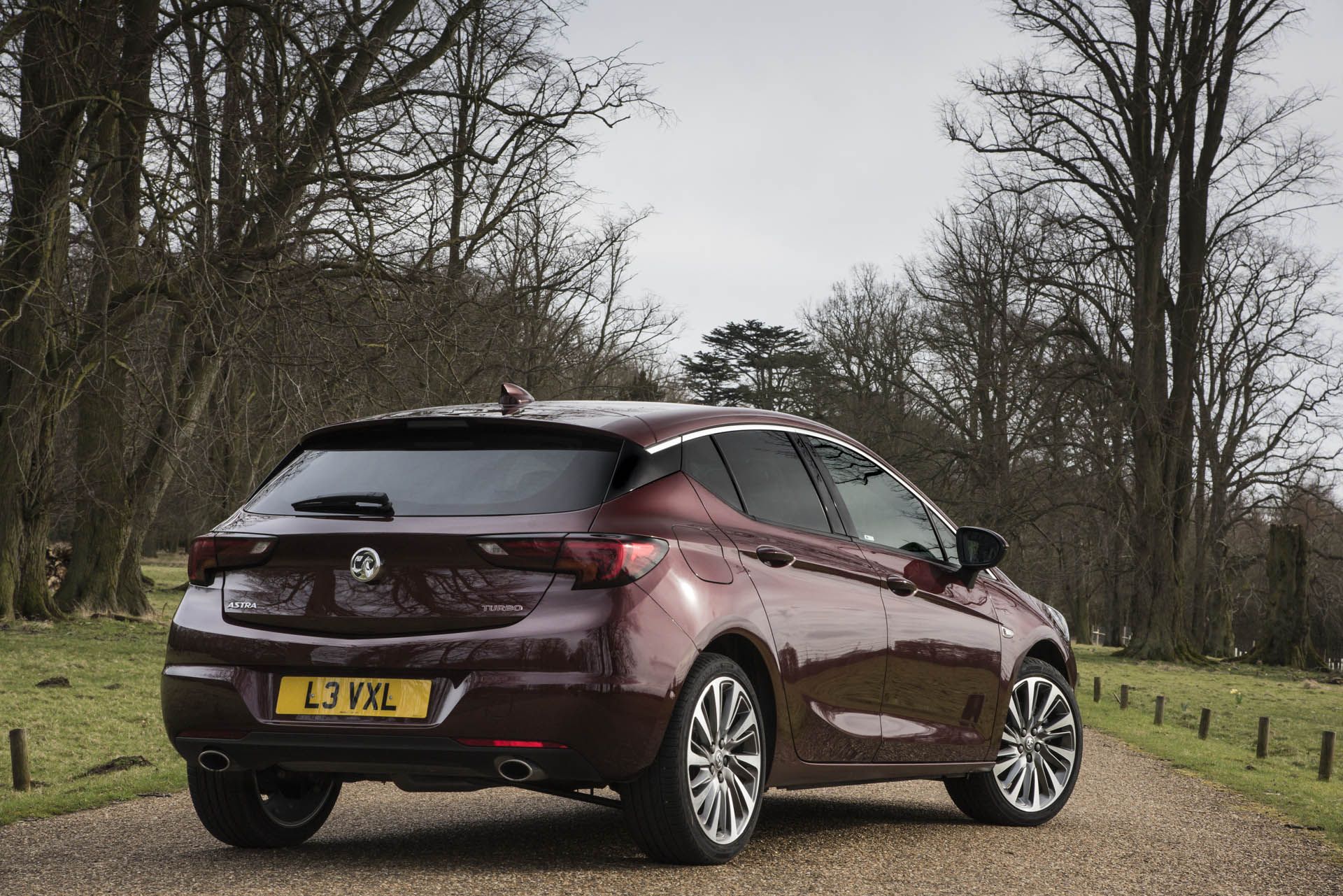 opel-ultimate-24 Vauxhall Spruces Up Astra And Grandland X With New Ultimate Trim