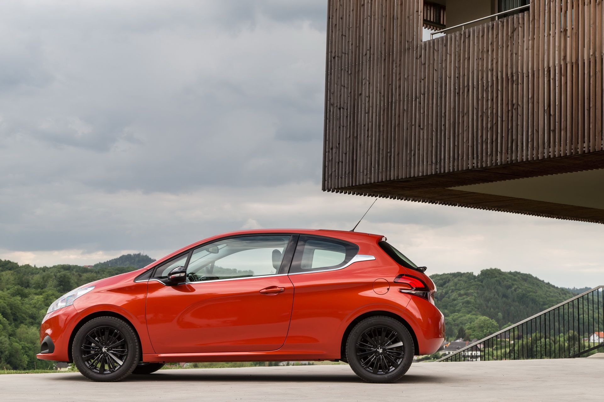 peugeot-208-3-door-8 Peugeot Reportedly Killing 3-Door 208 In The Coming Weeks