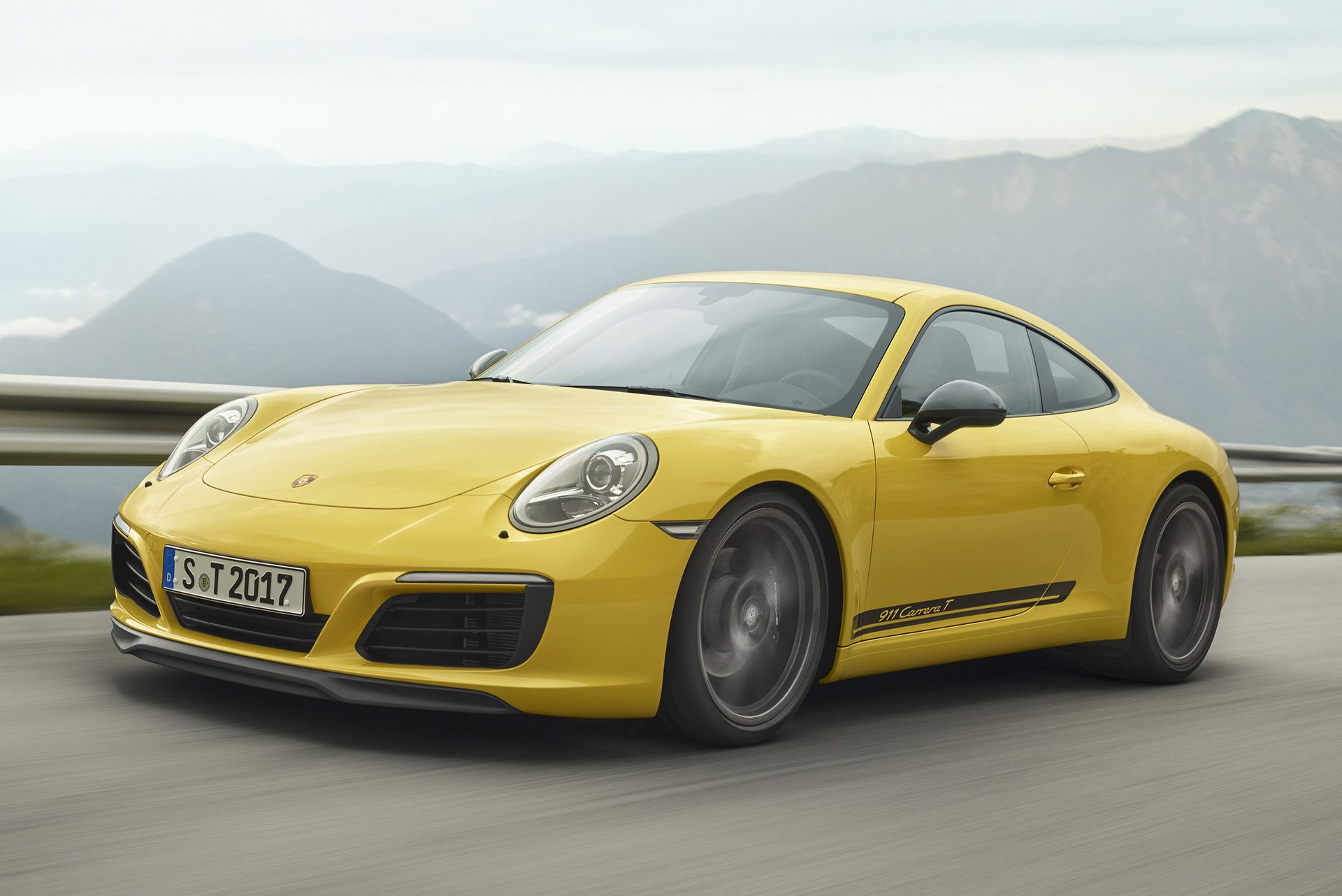 porsche-01 Porsche Sold 16 Times More Cars This Quarter Than Lamborghini Does All Year