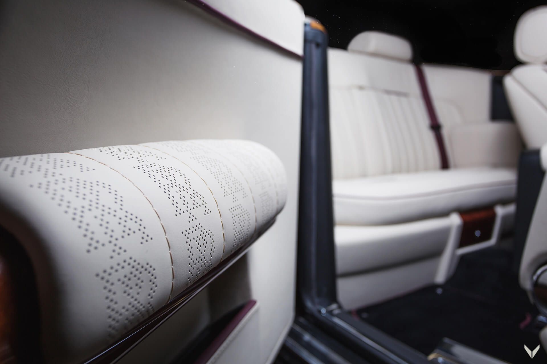rolls-royce-phantom-drophead-coupe-vilner-tuning-8 Rolls-Royce Phantom Drophead Coupe Interior Brought Back To Life By Vilner