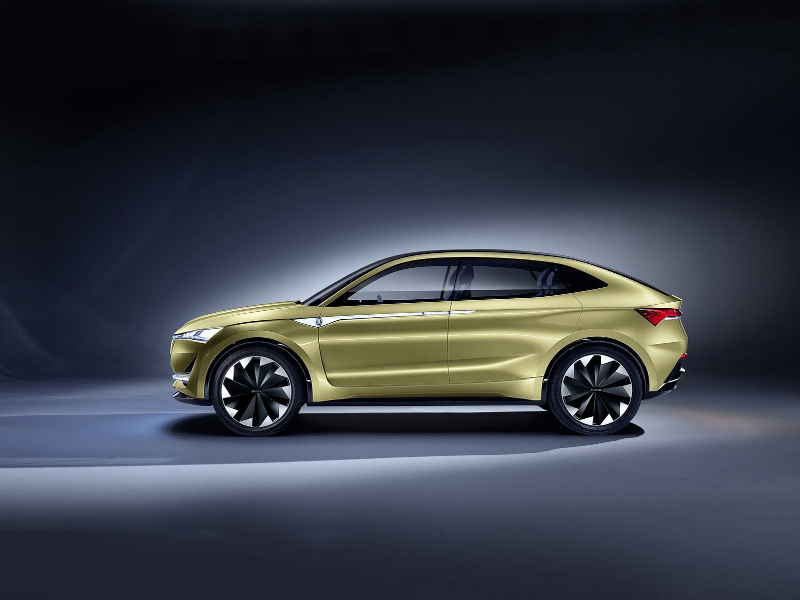 skoda-vision-e-concept-5 Fully Electric Skoda SUV Coupe Announced For 2020