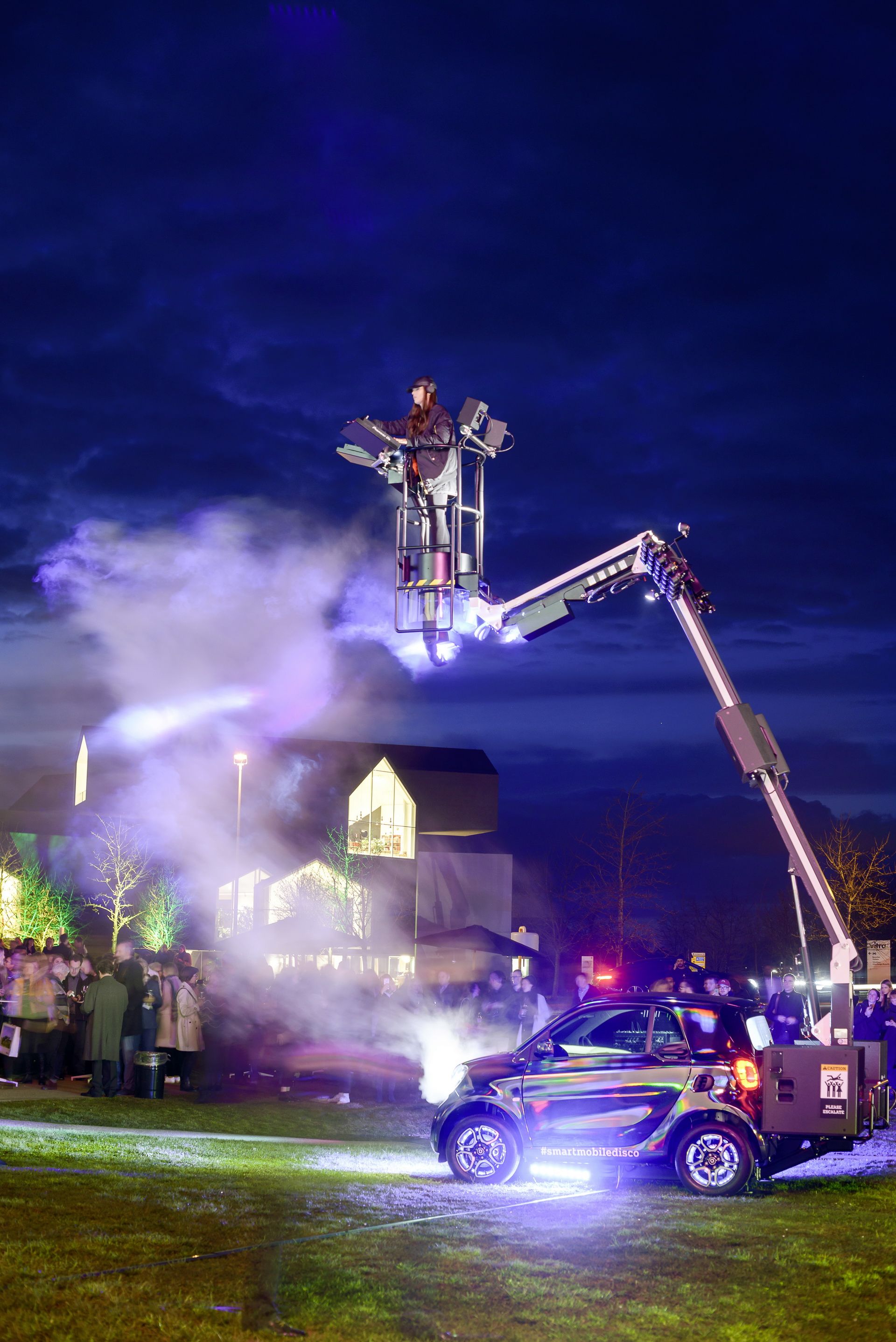 smart-fortwo-eq-mobile-disco-4 Smart Turned The ForTwo EQ Into A Mobile Disco