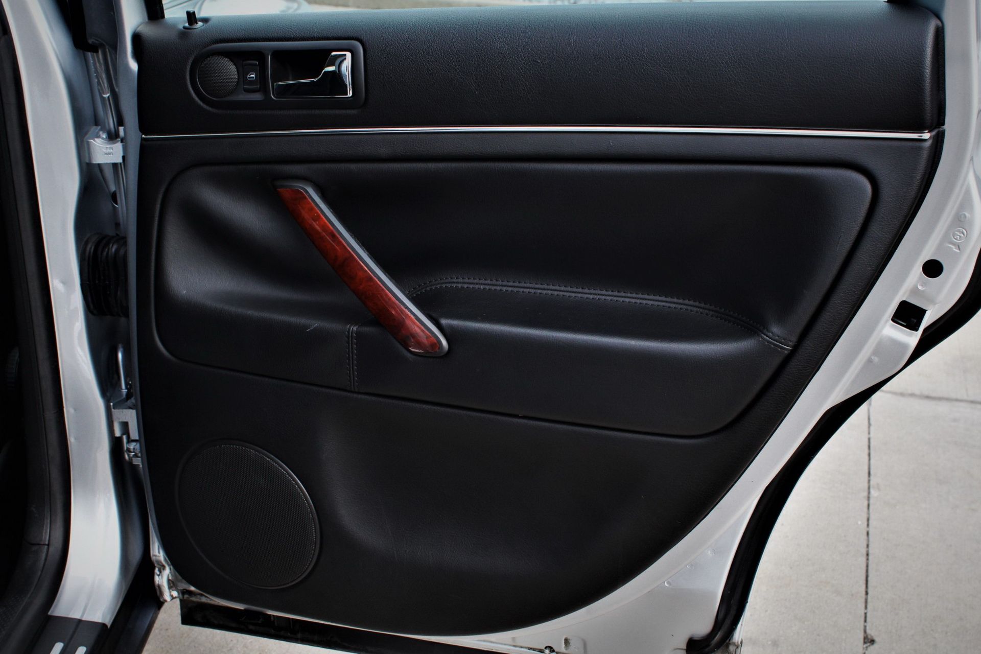 vw-passat-variant-w8-auction-bat-18 2003 VW Passat Variant W8 With Manual Box Is One Of Only 97 Sold In The USA