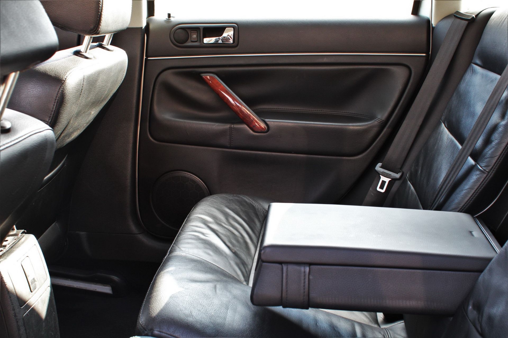 vw-passat-variant-w8-auction-bat-23 2003 VW Passat Variant W8 With Manual Box Is One Of Only 97 Sold In The USA