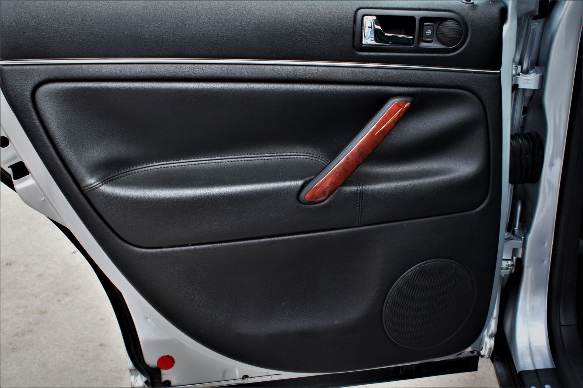 vw-passat-variant-w8-auction-bat-41 2003 VW Passat Variant W8 With Manual Box Is One Of Only 97 Sold In The USA