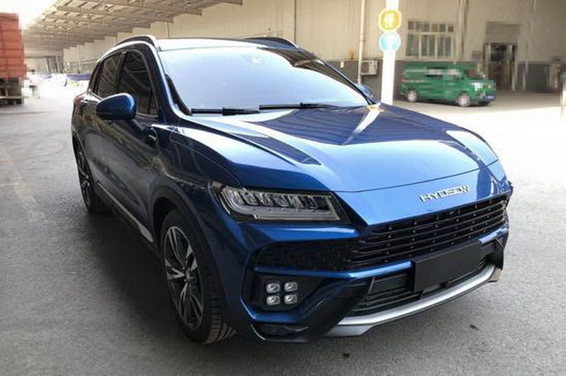Huansu Hyosow C60 7 Huansu Hyosow C60: China’s $15,000 Lamborghini Urus Clone Debuts In The Flesh
