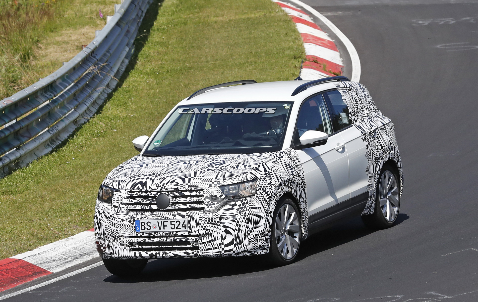 VW_T-Cross_03 Volkswagen T-Cross Baby SUV Getting Ready For Its Debut