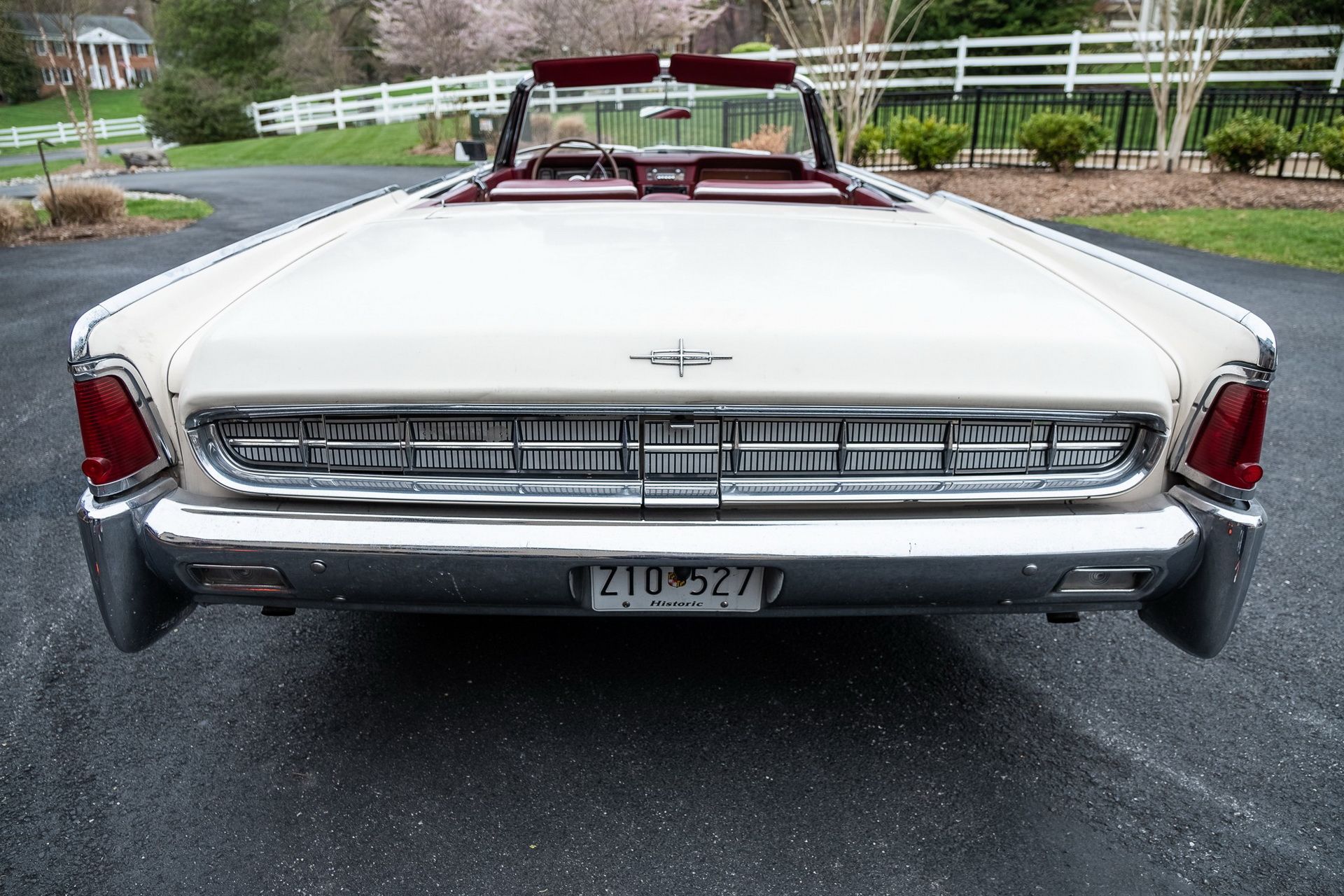 1963-lincoln-continental-convertible-bat-1 Bid On This 1963 Lincoln Continental Convertible And Take Your Entourage For A Drive