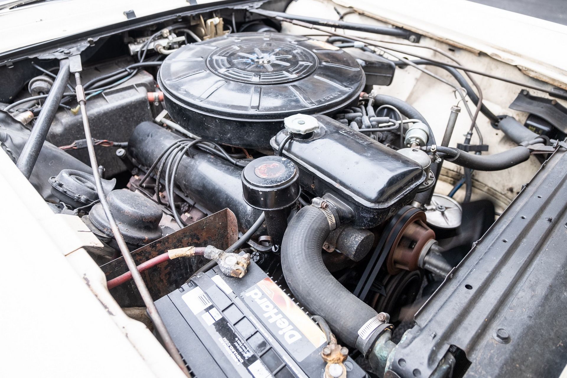 1963-lincoln-continental-convertible-bat-22 Bid On This 1963 Lincoln Continental Convertible And Take Your Entourage For A Drive