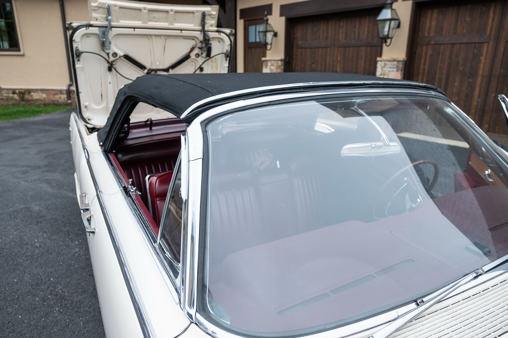 1963-lincoln-continental-convertible-bat-29 Bid On This 1963 Lincoln Continental Convertible And Take Your Entourage For A Drive