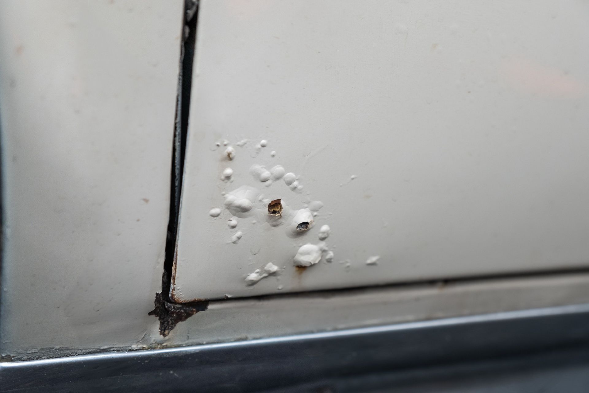 1963-lincoln-continental-convertible-bat-30 Bid On This 1963 Lincoln Continental Convertible And Take Your Entourage For A Drive