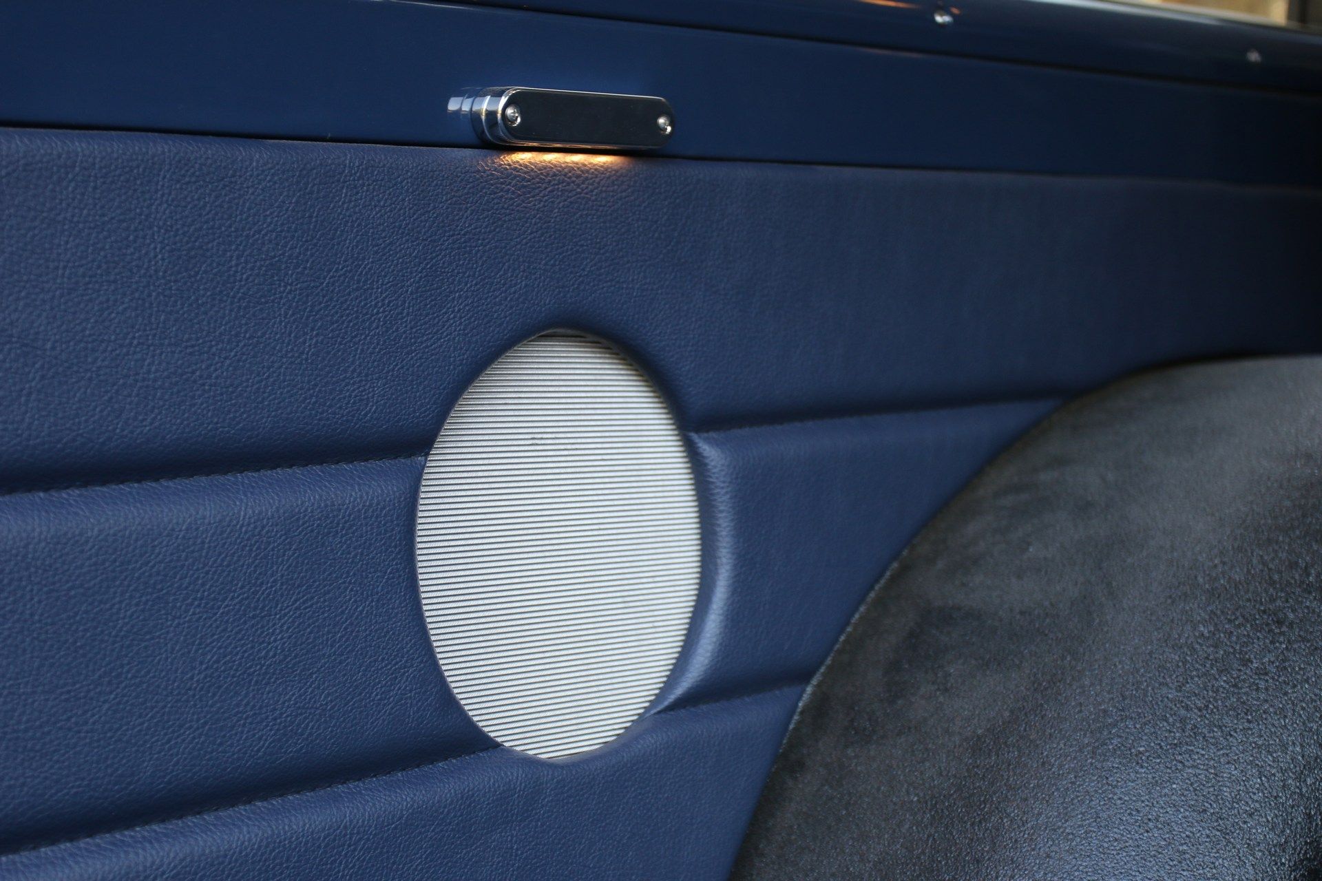 1965-Jeep-Wagoneer-43 ICON’s 1965 Jeep Wagoneer Is A Throwback To A Simpler Time