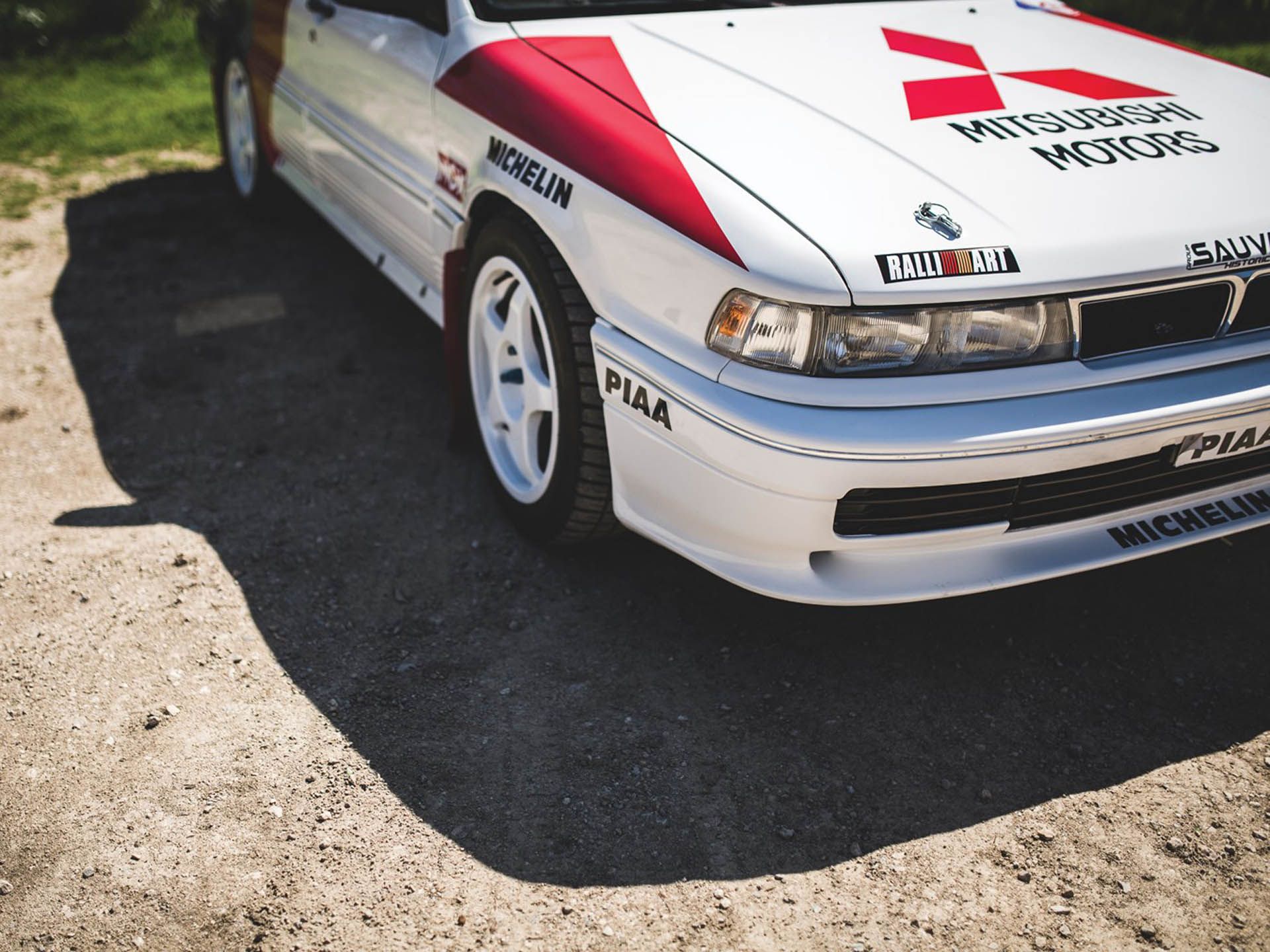 1990-Mitsubishi-Galant-VR-4-GroupA-37 Relive Mitsubishi’s Glory Days In This 1990 Galant VR-4 Group A Rally Car