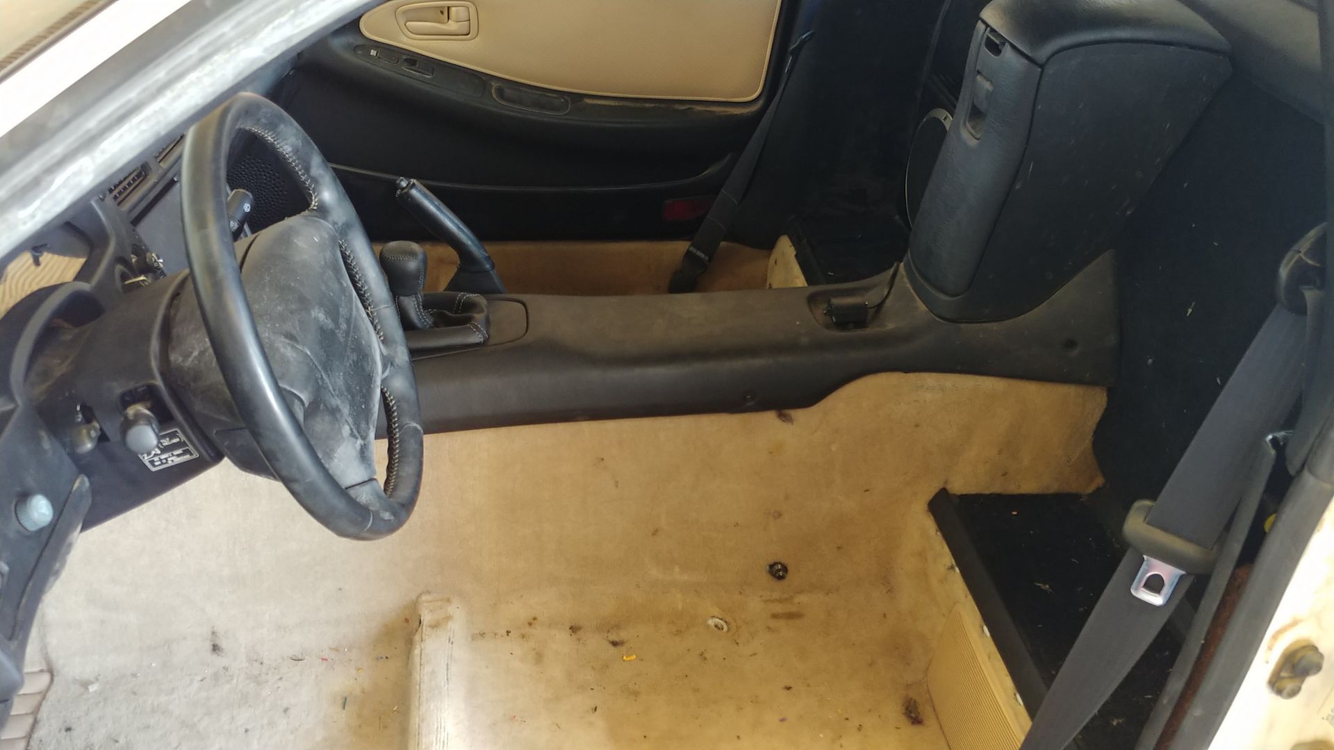 1993-Toyota-MR2-Turbo-Find-15 Guy Buys 1993 Toyota MR2 Turbo Garage Find With 1,461 Miles For Just $500!