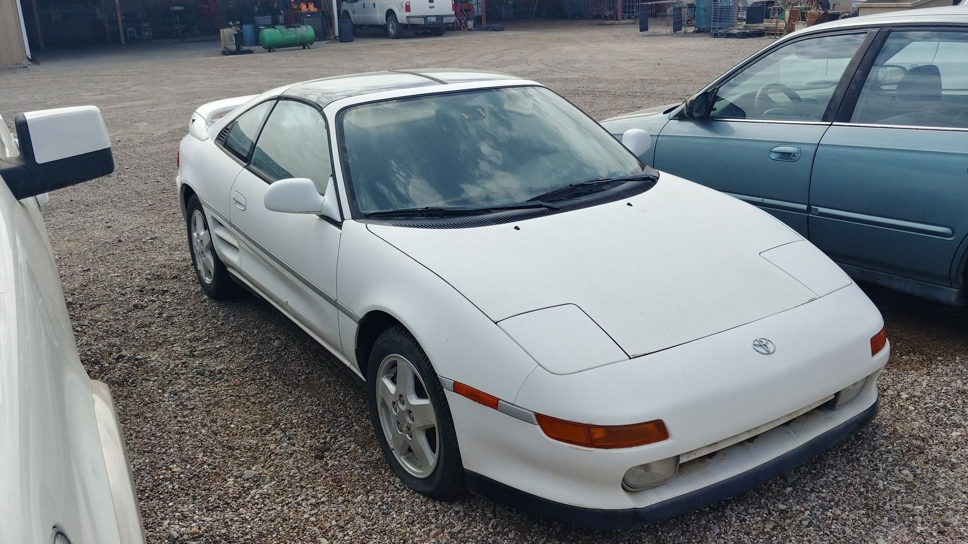 1993-Toyota-MR2-Turbo-Find-3 Guy Buys 1993 Toyota MR2 Turbo Garage Find With 1,461 Miles For Just $500!