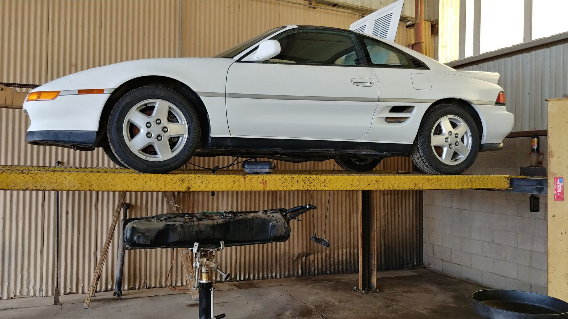 1993-Toyota-MR2-Turbo-Find-5 Guy Buys 1993 Toyota MR2 Turbo Garage Find With 1,461 Miles For Just $500!